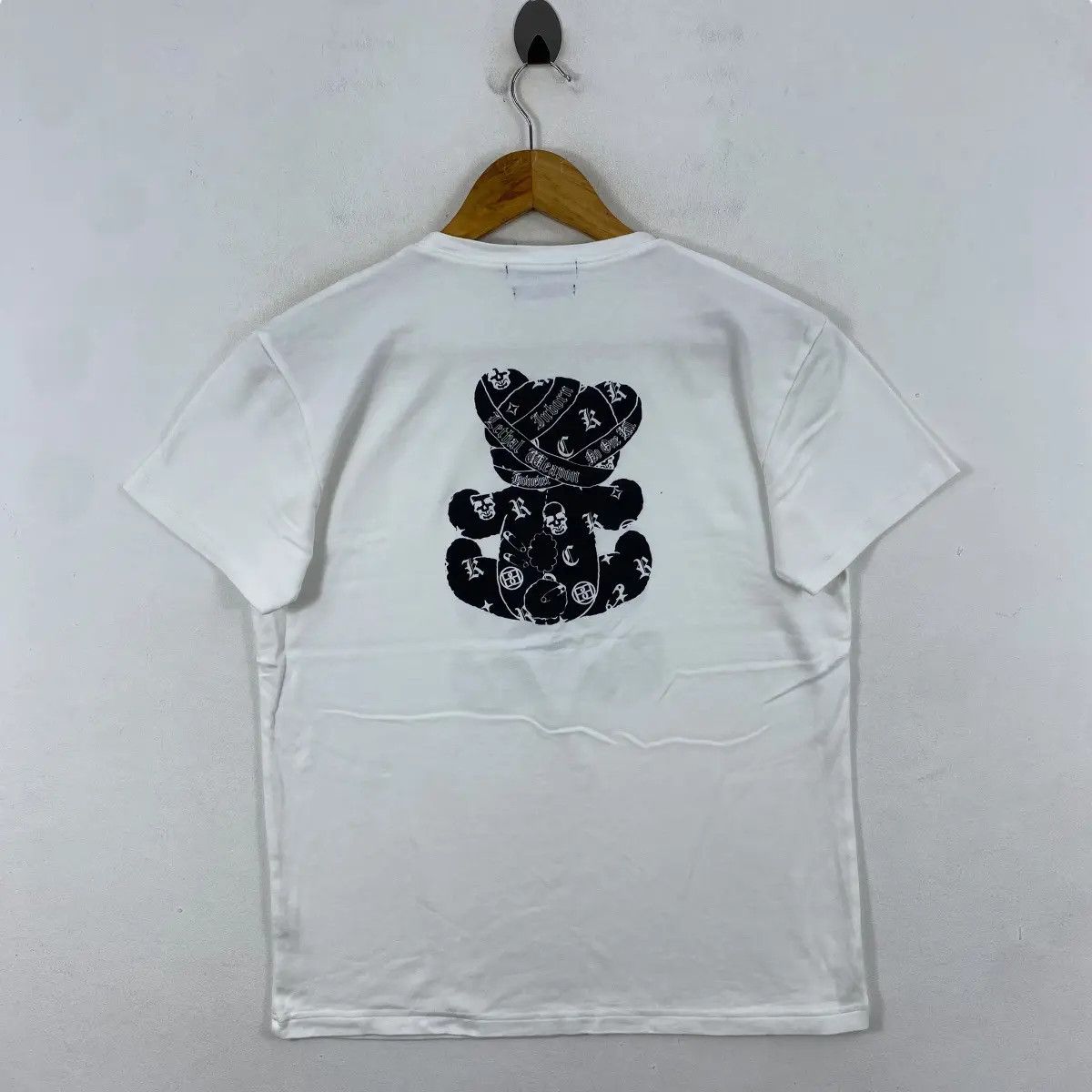 Japanese Brand GRAND YELLS Restrant Inborn Millionaire Bear Graphic Tee Size US L / EU 52-54 / 3 - 4 Thumbnail