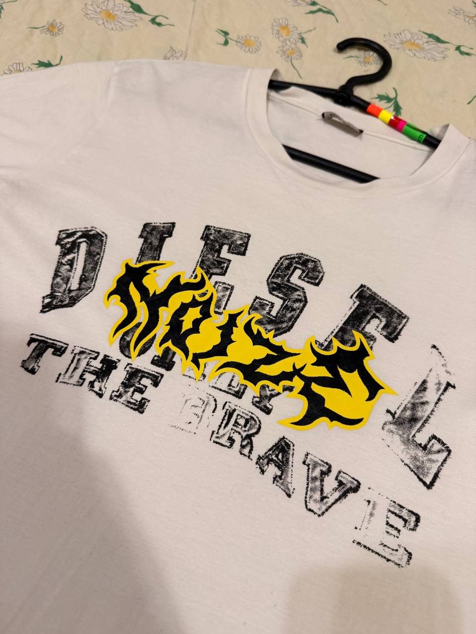 Diesel Y2K white T-shirt Diesel Vintage big logo streetwear Size US L / EU 52-54 / 3 - 9 Thumbnail