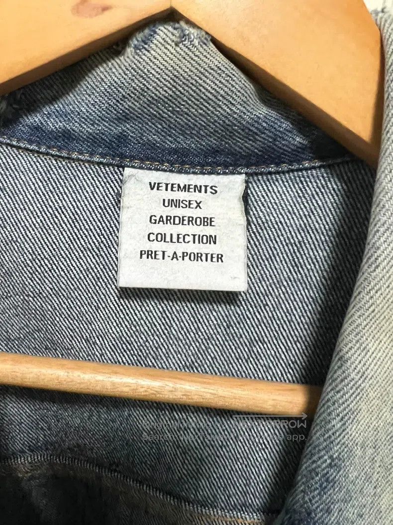 Vetements Vetements Blue distressed denim jacket Size US M / EU 48-50 / 2 - 4 Thumbnail