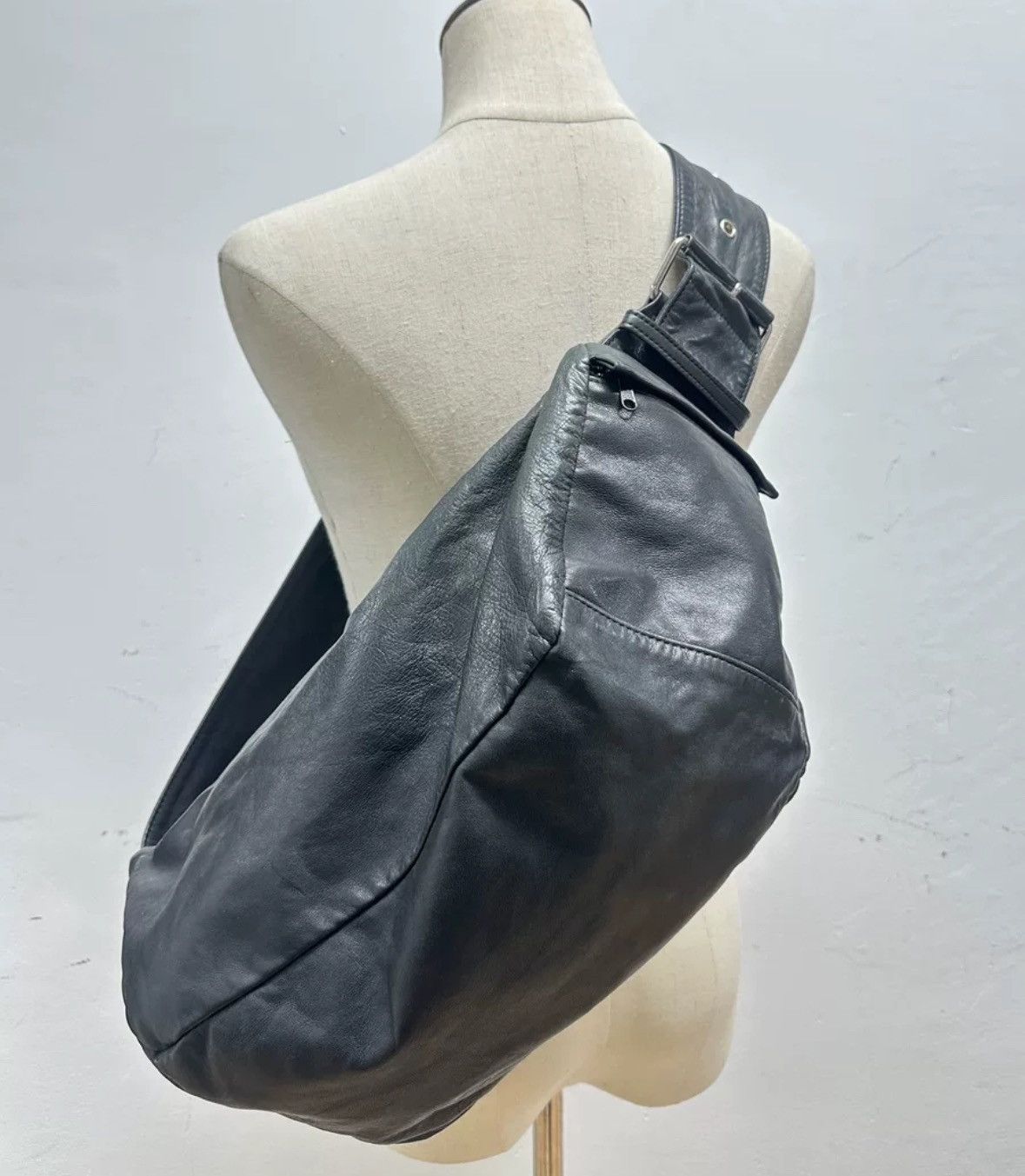Yohji Yamamoto Yohji Yamamoto Shoulder Bucket Crossbody Bag2412-Nextarrow Size ONE SIZE - 3 Thumbnail