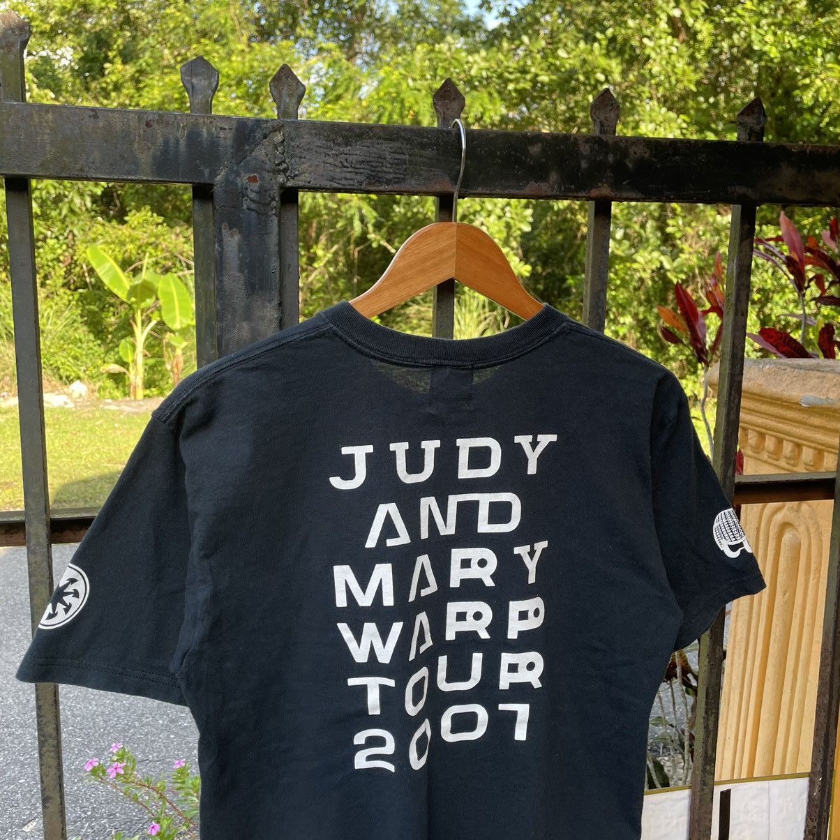 Band Tees 🔥Vintage Y2K Judy And Mary Japanese Rock Promo Tour Tee Size US M / EU 48-50 / 2 - 3 Thumbnail