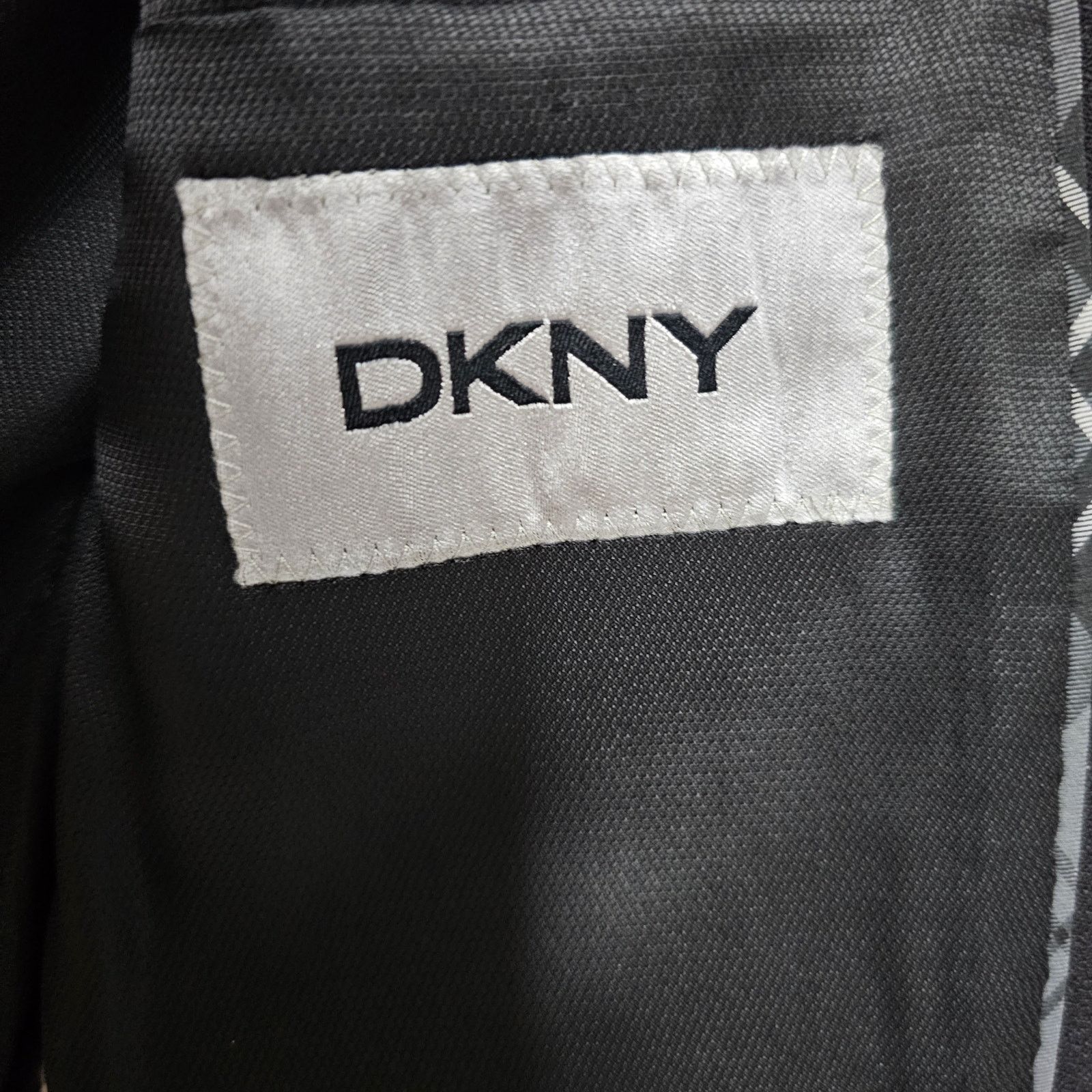 DKNY DKNY Mens One Button Notched Collar Black Wool Blazer sz 40R Size 40R - 4 Thumbnail