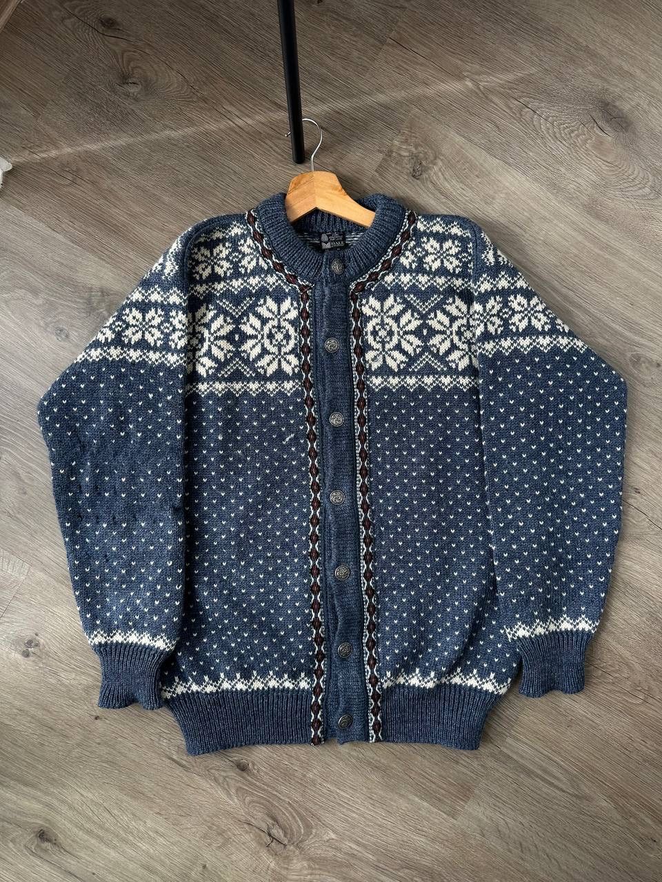 Dale Of Norway × Vintage Dale of Norway Cardigan Wool Nordic Snowflake Knit Sweater Size US M / EU 48-50 / 2 - 3 Thumbnail