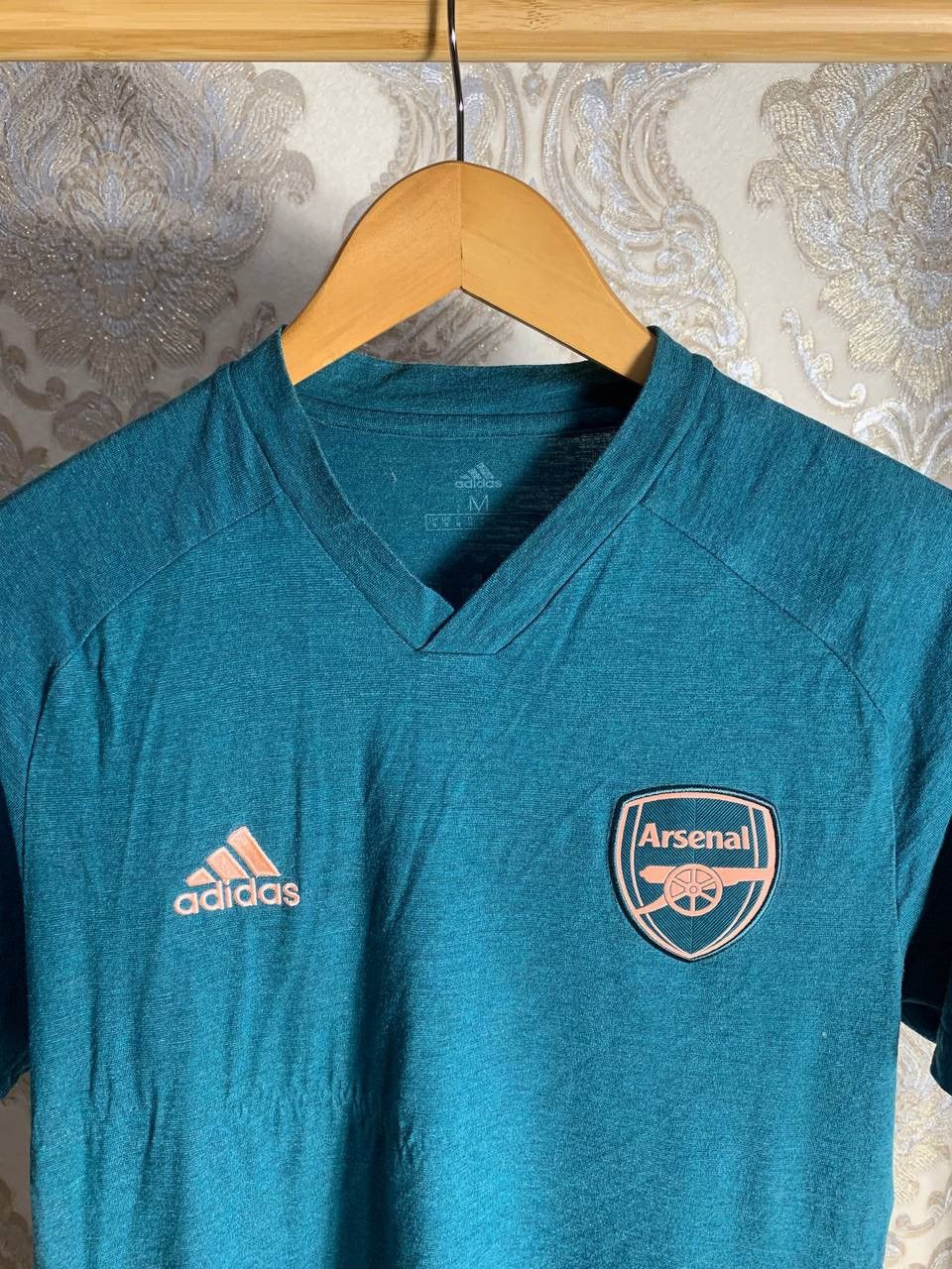 Adidas VINTAGE ADIDAS FC ARSENAL LONDON ENGLAND SOCCER JERSEY RETRO Size US M / EU 48-50 / 2 - 2 Thumbnail