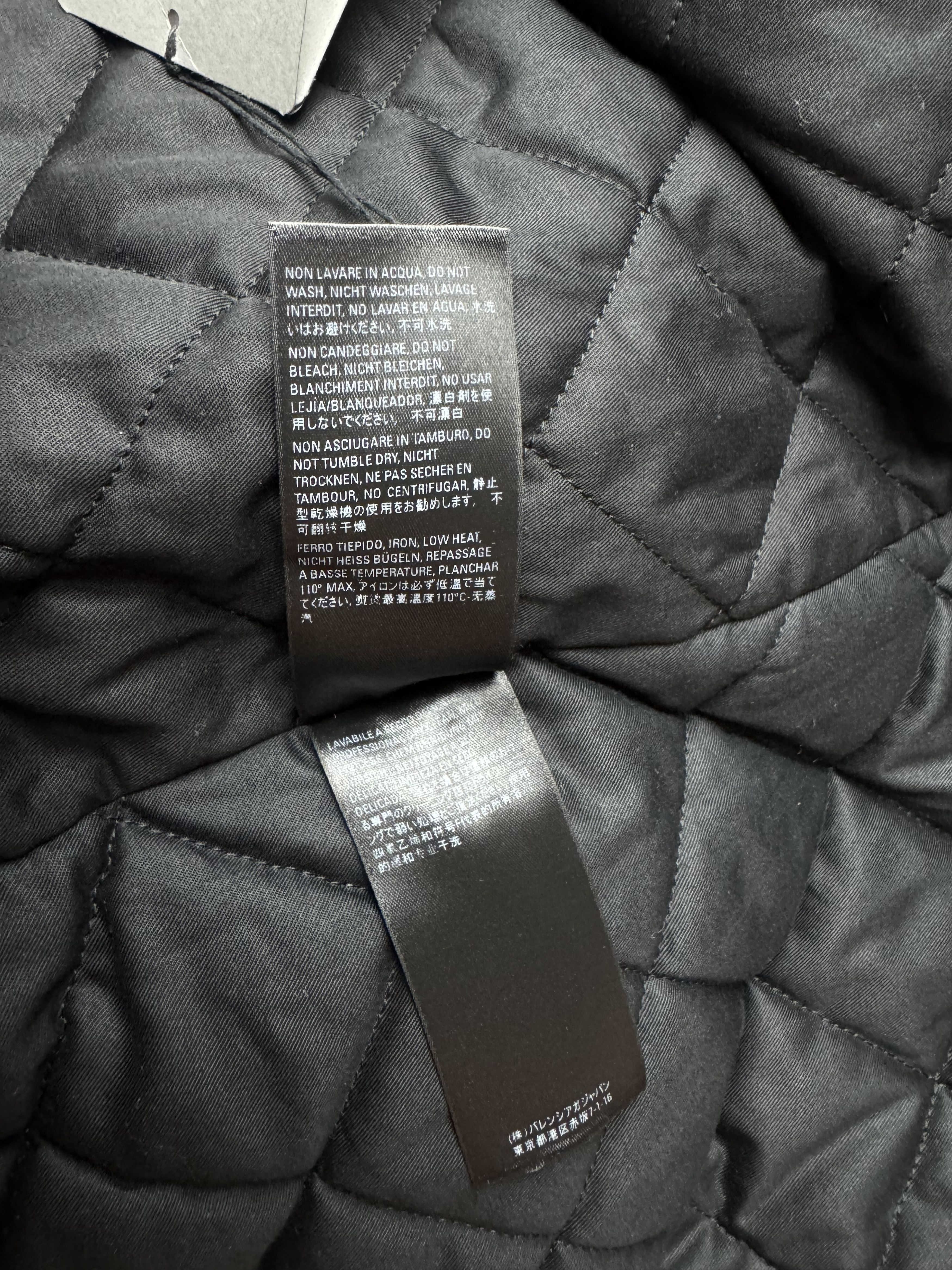Balenciaga BALENCIAGA Off Shoulder Military Camo Parka Size US S / EU 44-46 / 1 - 14 Thumbnail