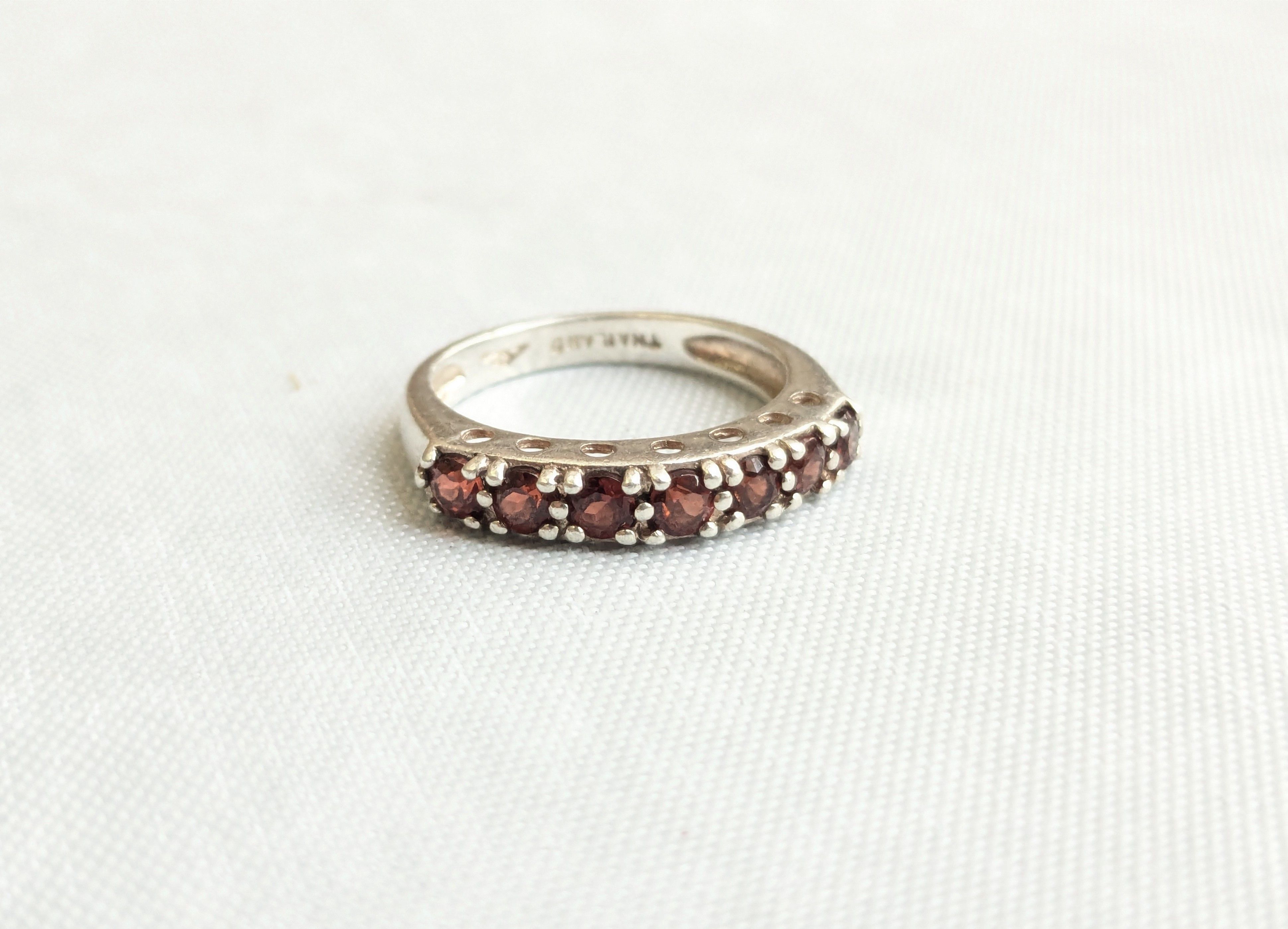 Jewelry Vintage Sterling Silver Ring Blue Garnet 6 Size ONE SIZE - 1 Thumbnail