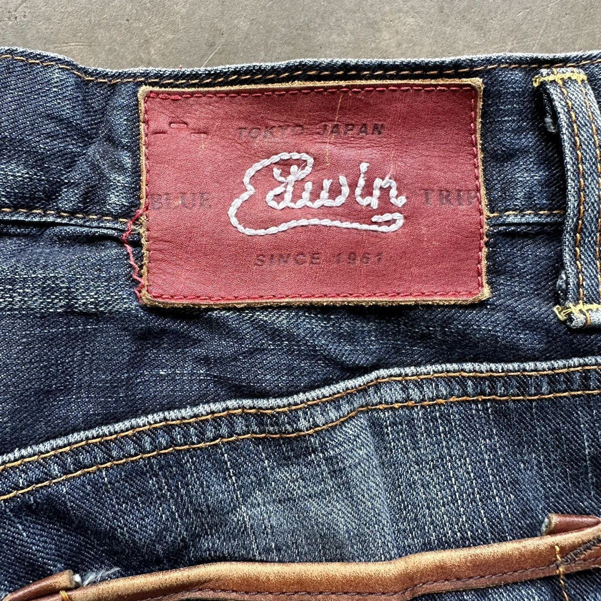 Edwin × Jean × Vintage Vintage Edwin Blue Trip Distressed Faded Denim Jean Pant W30 Size US 30 / EU 46 - 12 Thumbnail