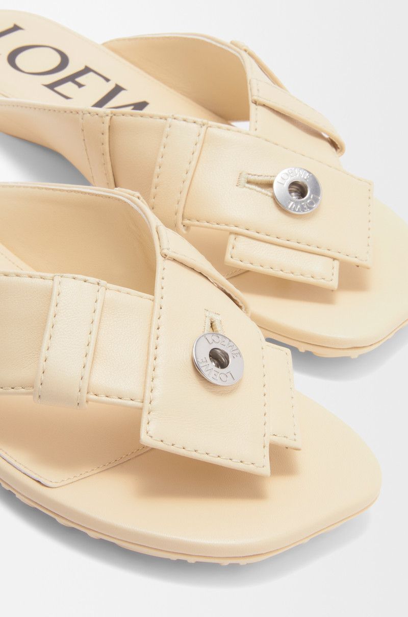 Loewe o1in1g0526 Toy Panta Toe Post Sandals in Oat Milk Size US 7 / IT 37 - 5 Thumbnail