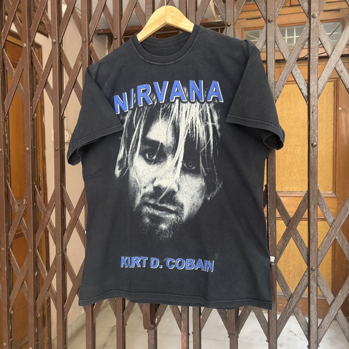 Nirvana Vintage Nirvana Kurt Cobain Note T shirt Size US L / EU 52-54 / 3 - 2 Thumbnail