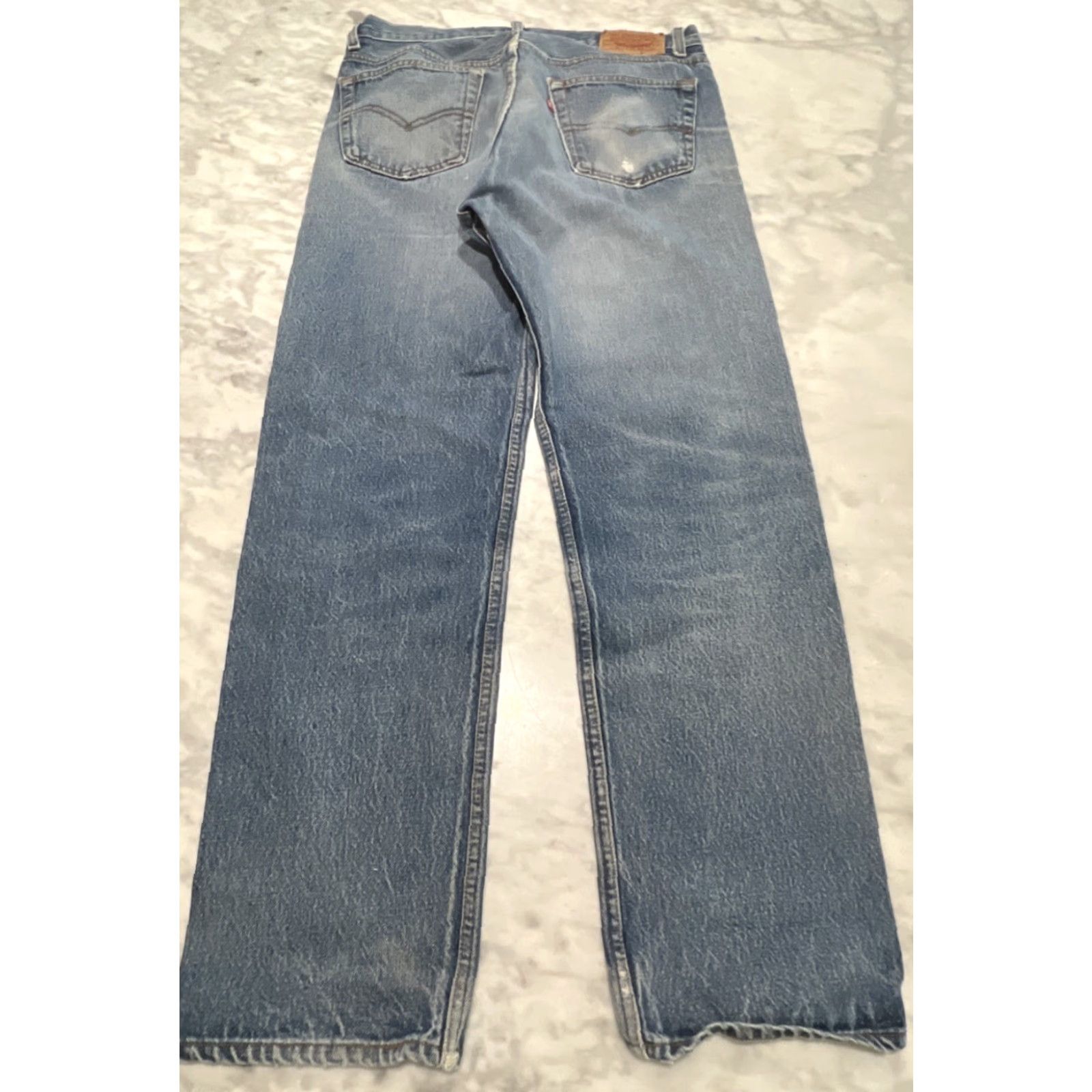 Levi's VINTAGE Levi’s 501 Jeans Men 32x30 Blue Button Fly USA Jeans Classic Distressed Whiskers 5-Pocket Denim 501 Series Mens Size US 32 / EU 48 - 6 Thumbnail