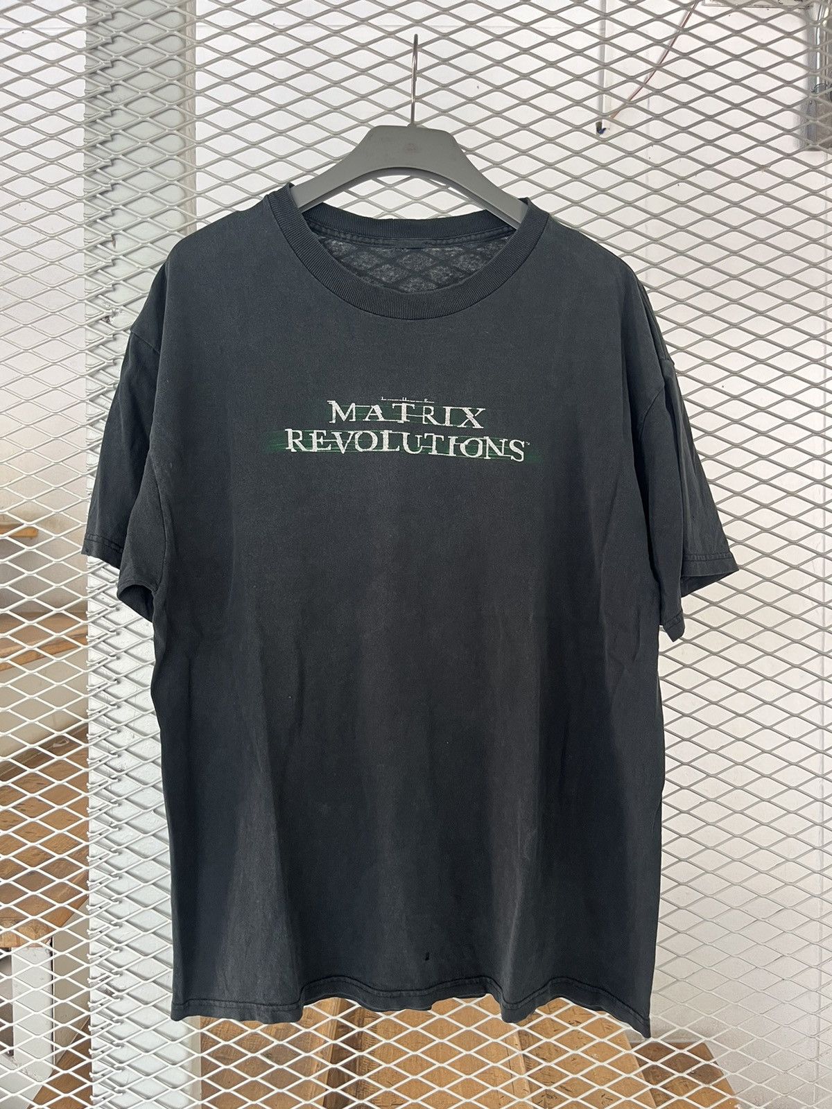 Vintage Vintage THE MATRIX REVOLUTION 2003’s promo Tshirt Size US L / EU 52-54 / 3 - 2 Thumbnail