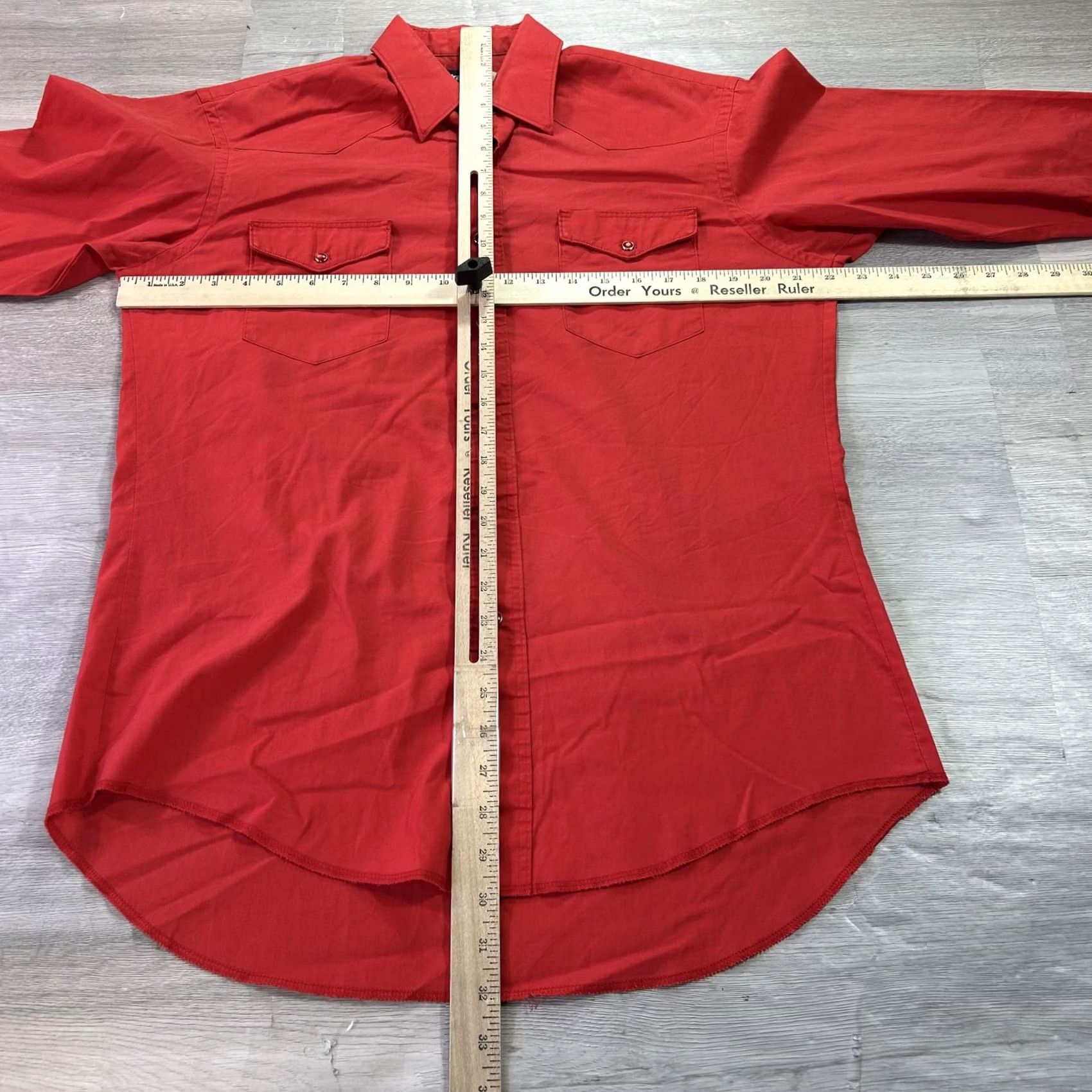 Wrangler VINTAGE Wrangler Shirt Mens Large Red Cowboy Western Pearl Snap USA X-Long Tails Size US L / EU 52-54 / 3 - 7 Thumbnail