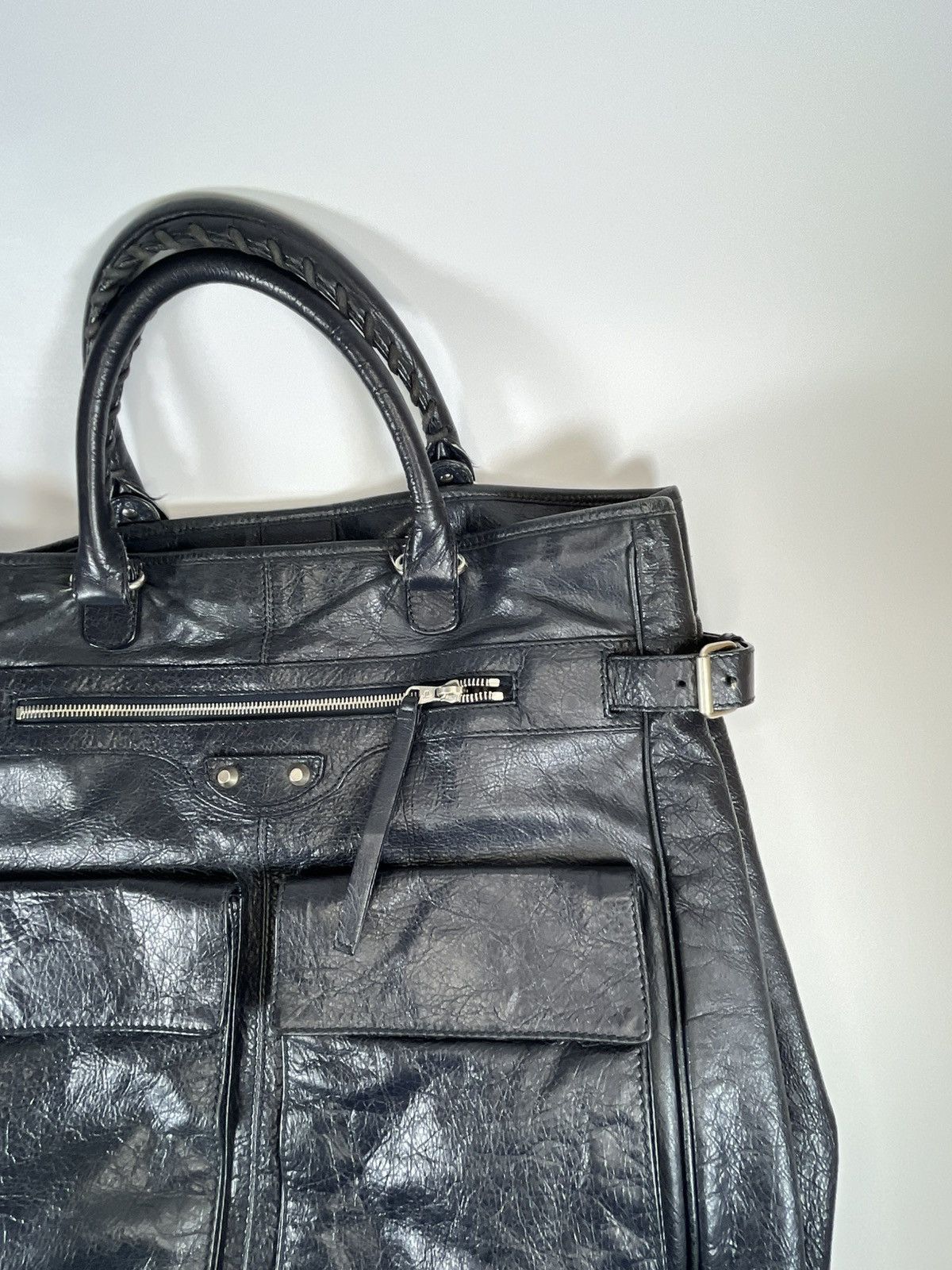 Balenciaga Balenciaga SS12 Archive Cube Leather Tote Black/Dark Navy Size ONE SIZE - 6 Thumbnail