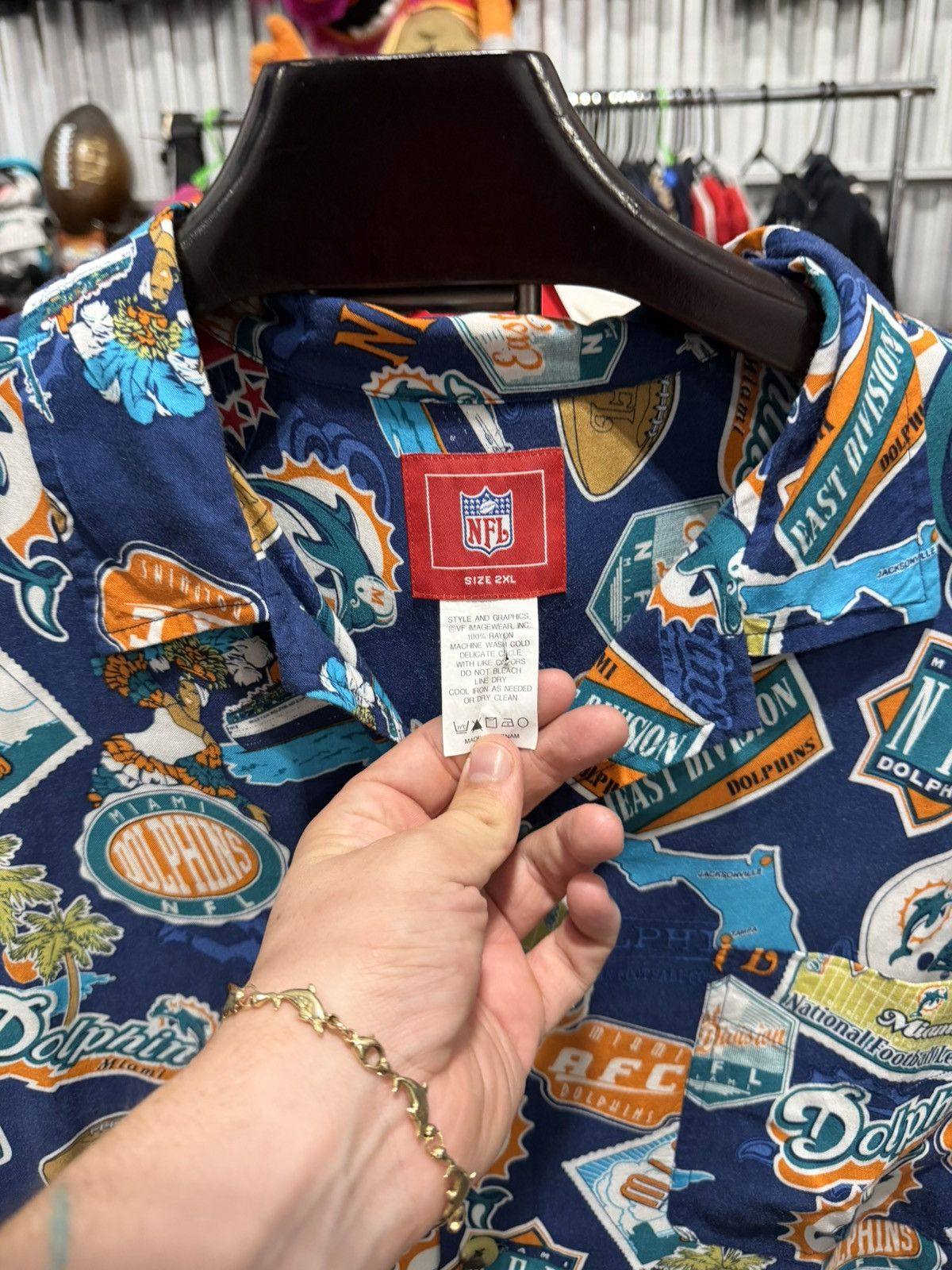 NFL Late 90s Vintage Miami Dolphins Hawaiian Button Up XXL Size US XXL / EU 58 / 5 - 2 Thumbnail