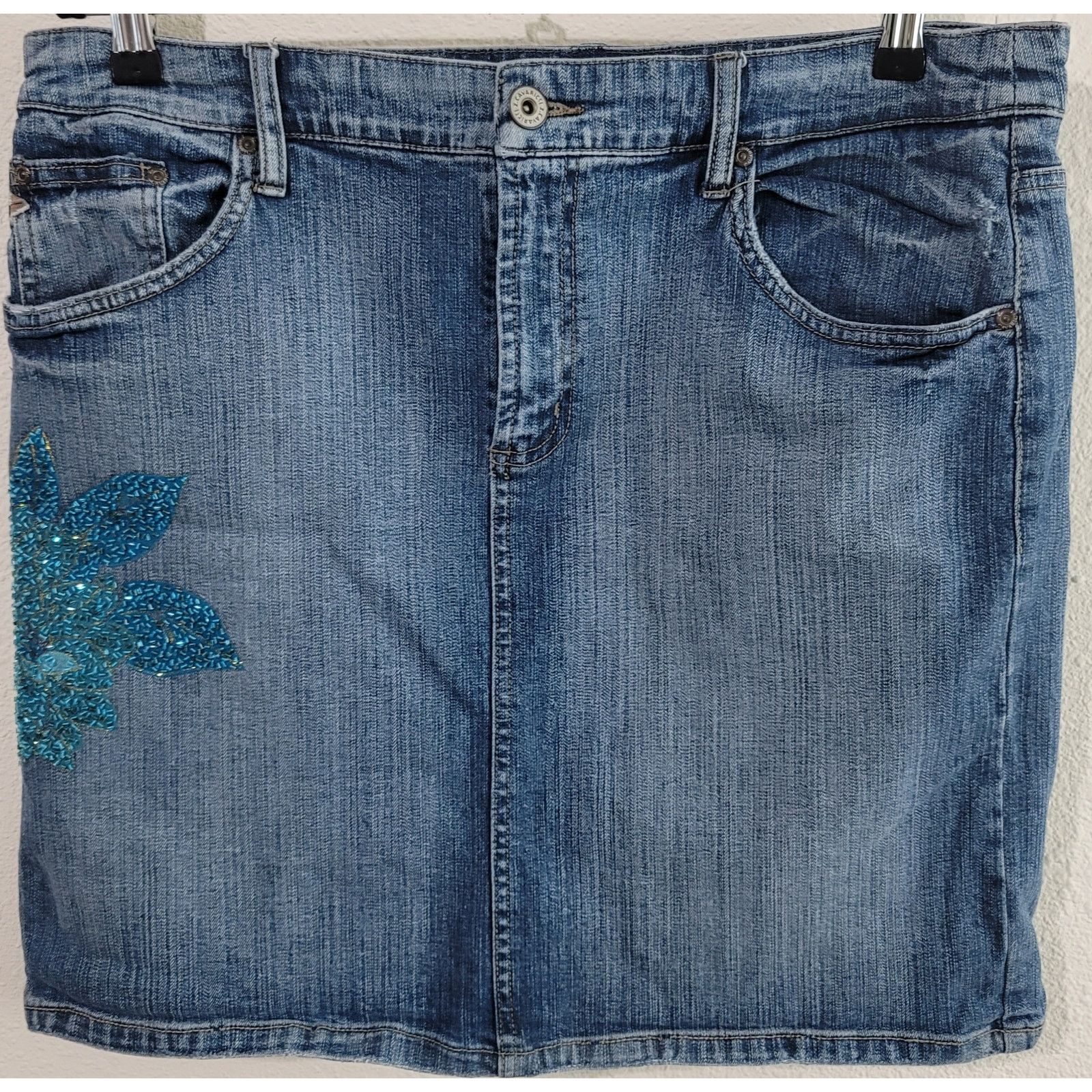 Other Vintage Z Cavaricci Blue Denim Beaded Flower Mini Skirt 16 Size 38" / US 16 / IT 52 - 1 Thumbnail