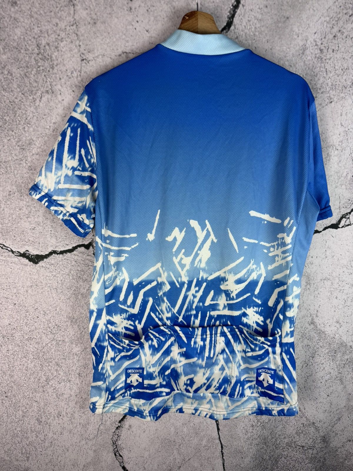 Descente Vintage Descente Blue print Cycling Tee Size US XL / EU 56 / 4 - 2 Thumbnail