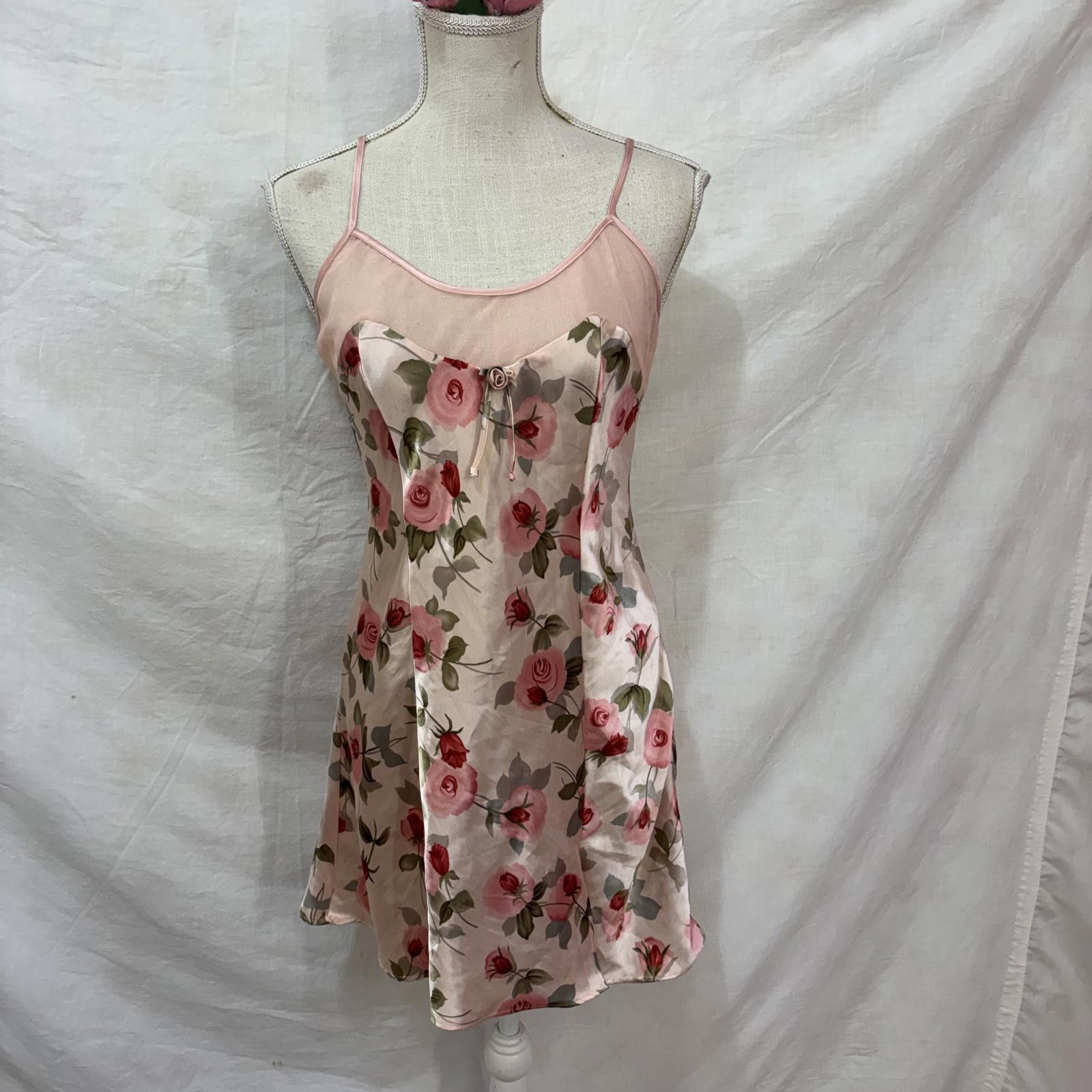 Other Vtg Romantic satin floral lingerie by Jaclyn Smith Size ONE SIZE - 1 Thumbnail