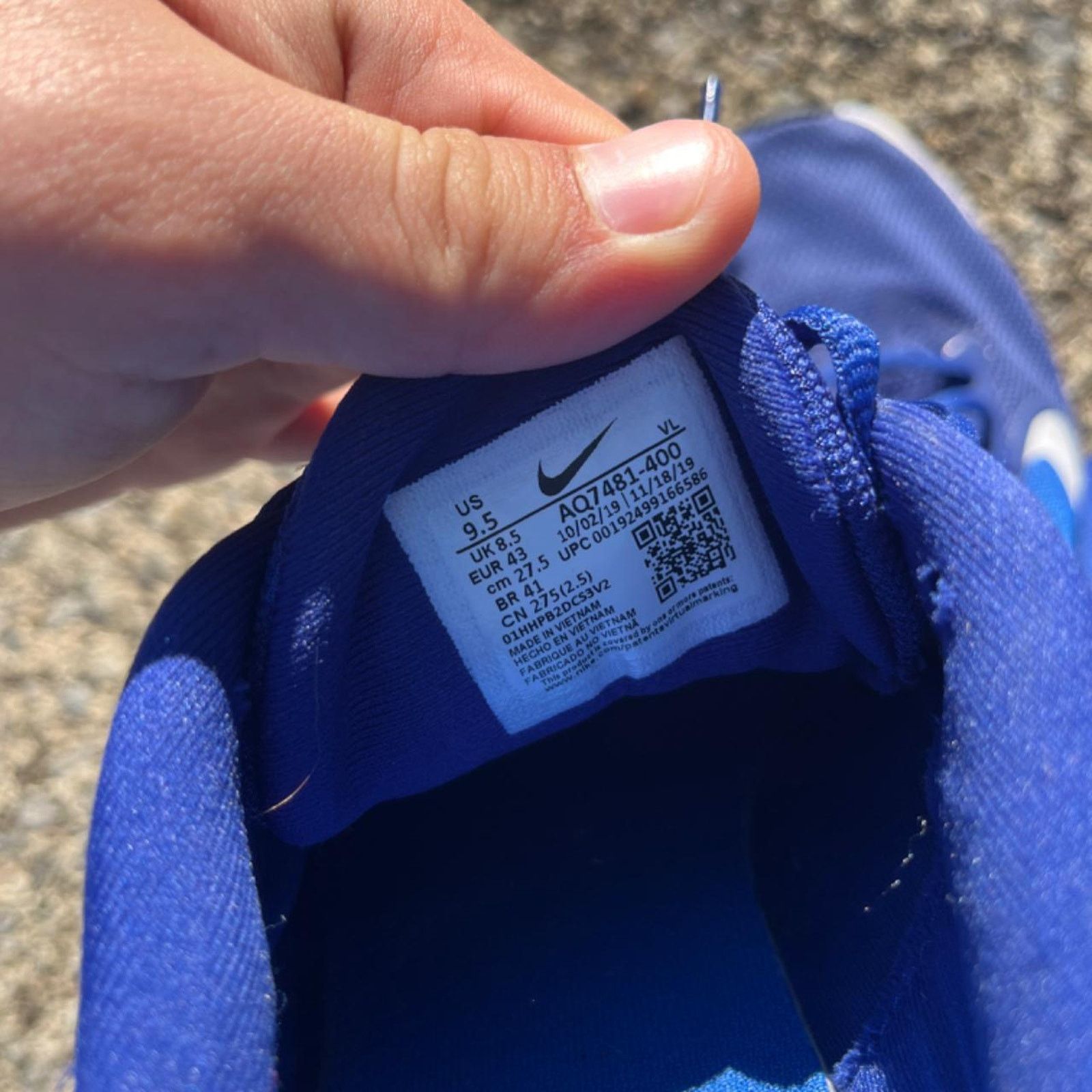 Nike Blue nike running shoes Size US 9.5 / EU 42-43 - 4 Thumbnail