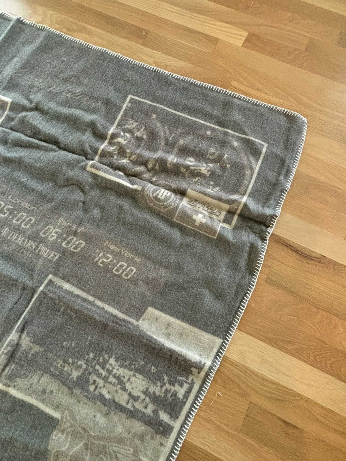 Audemars Piguet × Travis Scott Travis Scott Audemars Piguet Blanket Size ONE SIZE - 4 Thumbnail