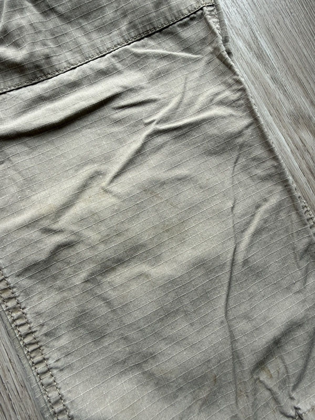Carhartt Vintage Carhartt Regular Cargo Beige Pants Mens Size 30x32 Size US 30 / EU 46 - 3 Thumbnail