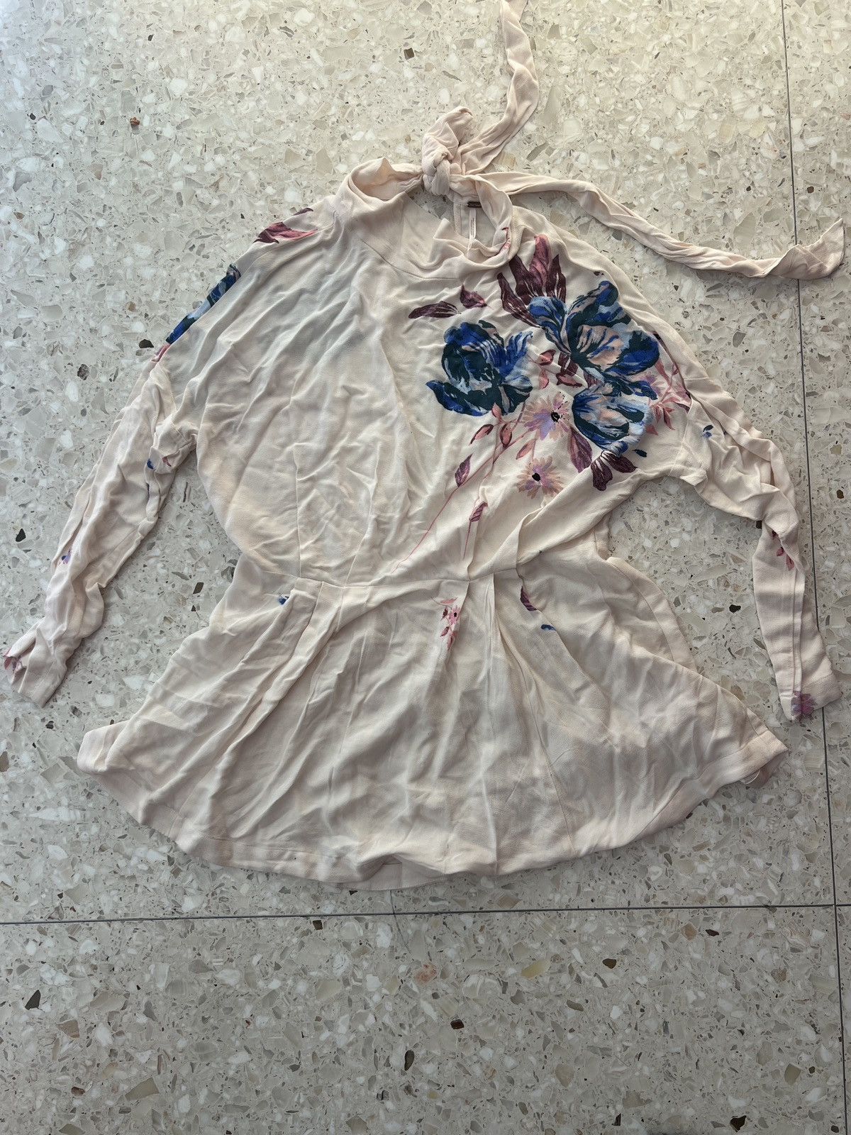 Free People Free People Long Sleeve Backless Dress Floral New XS pink Size XS / US 0-2 / IT 36-38 - 1 Thumbnail