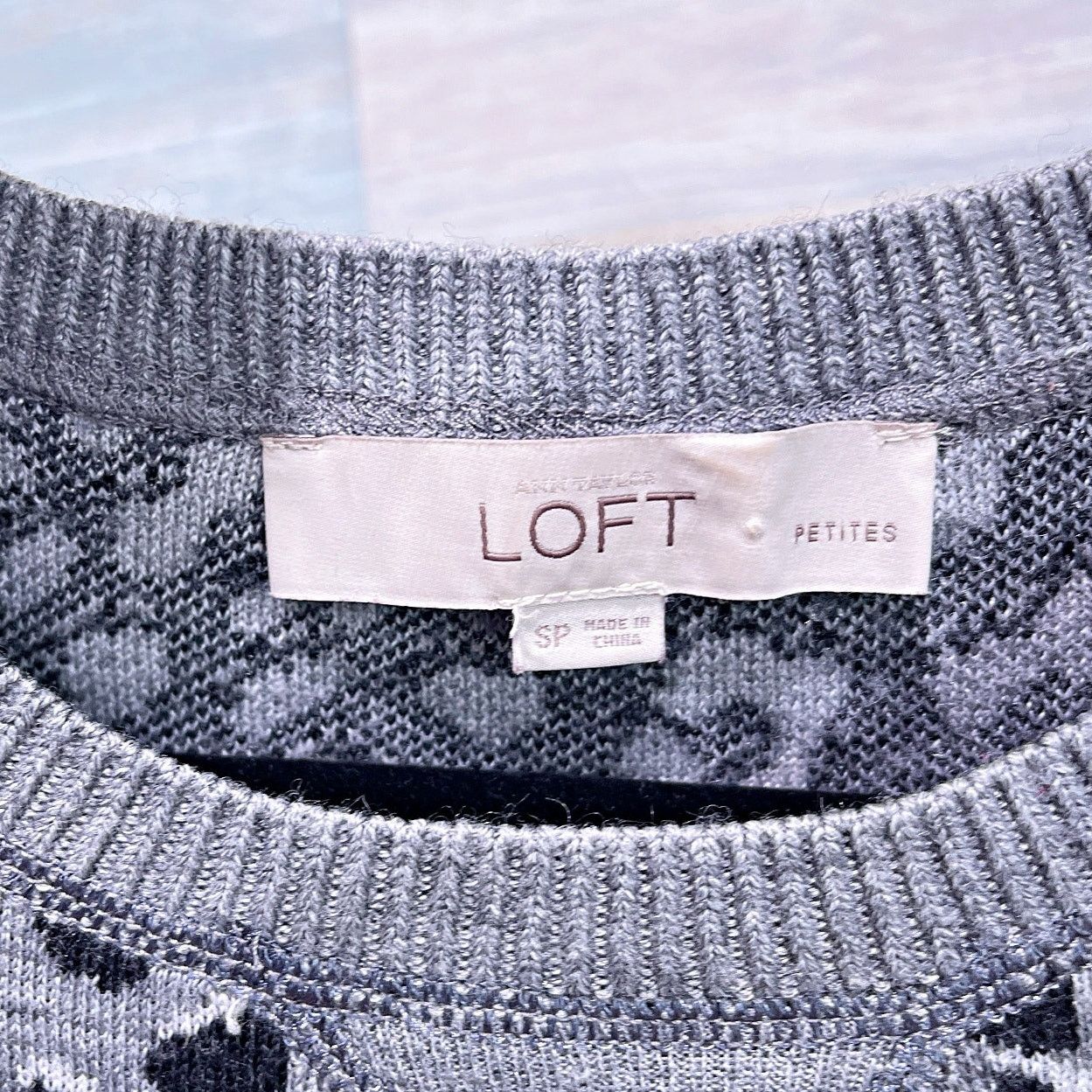 Loft LOFT Leopard Print Sweater Dress Gray Womens Small Petite SP Size S / US 4 / IT 40 - 6 Thumbnail