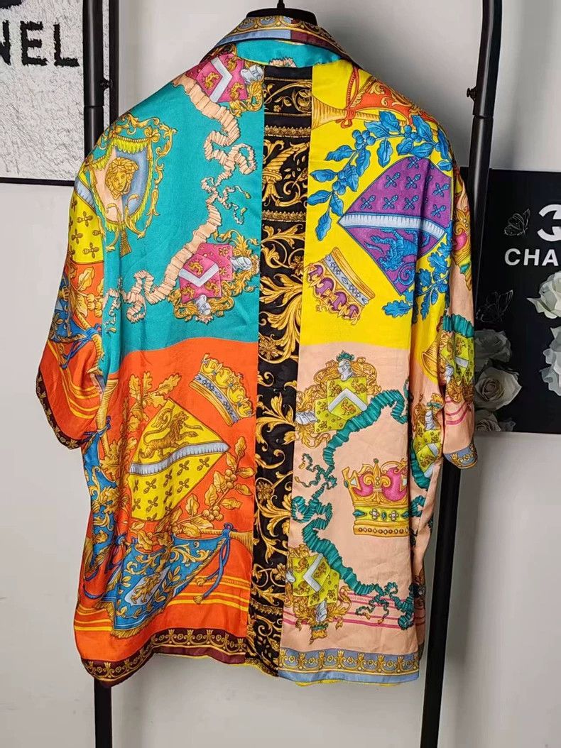 Versace Versace Baroque gold short sleeves are worn on both sides Size US XXL / EU 58 / 5 - 2 Thumbnail