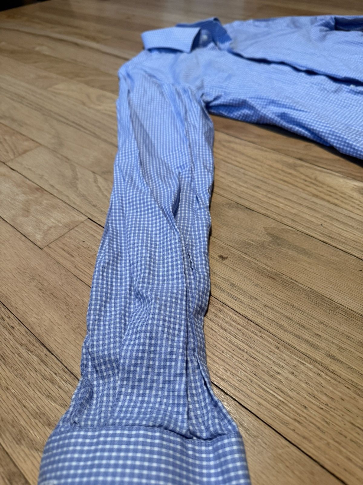 Saks Fifth Avenue SAKS FIFTH AVENUE Long Sleeve Dress Shirt BLUE WHITE CHECK Size US M / EU 48-50 / 2 - 3 Thumbnail