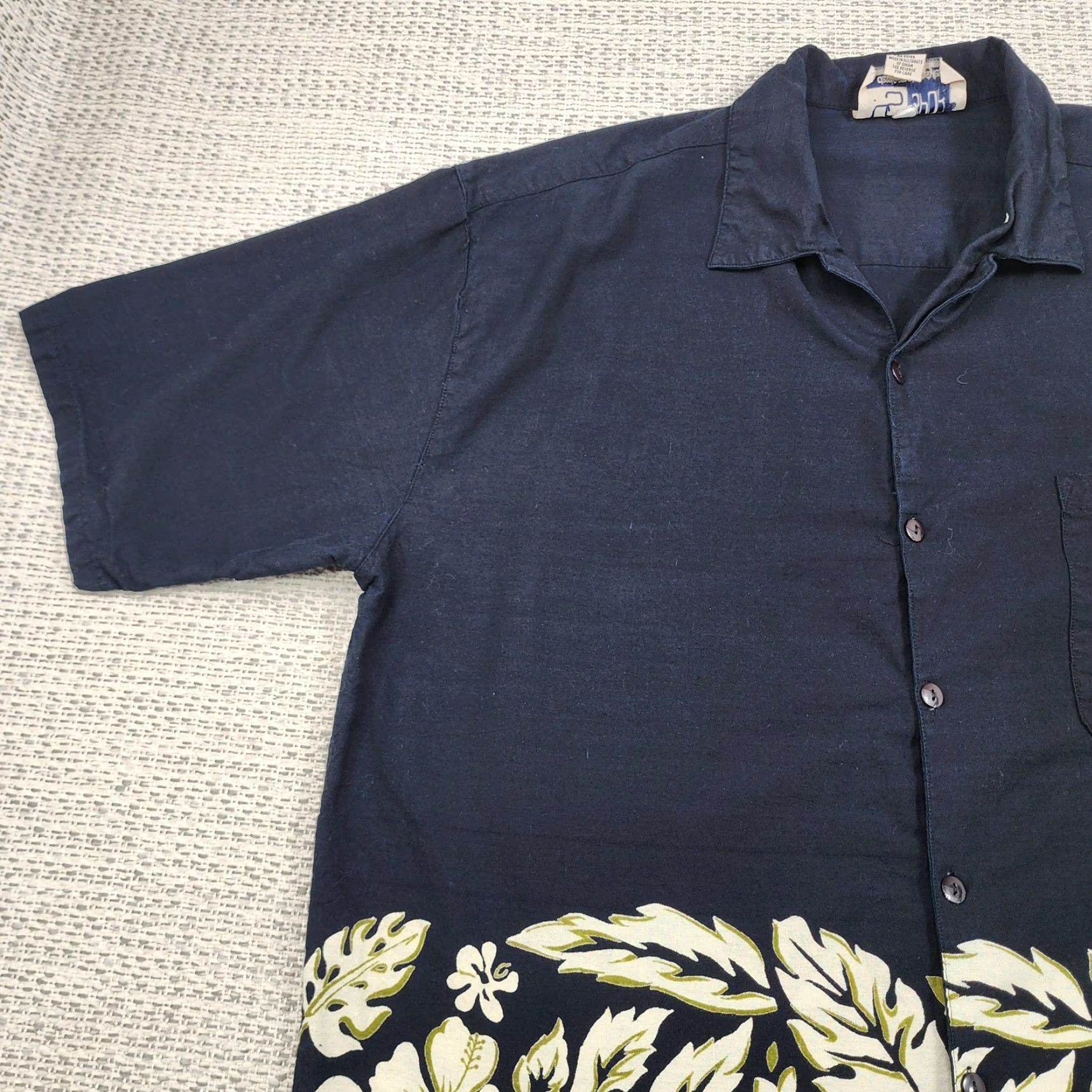 Vintage VINTAGE CS Sport Shirt Mens Large Navy Blue Hawaiian Floral Button-Up Cotton Shirt Size US L / EU 52-54 / 3 - 3 Thumbnail