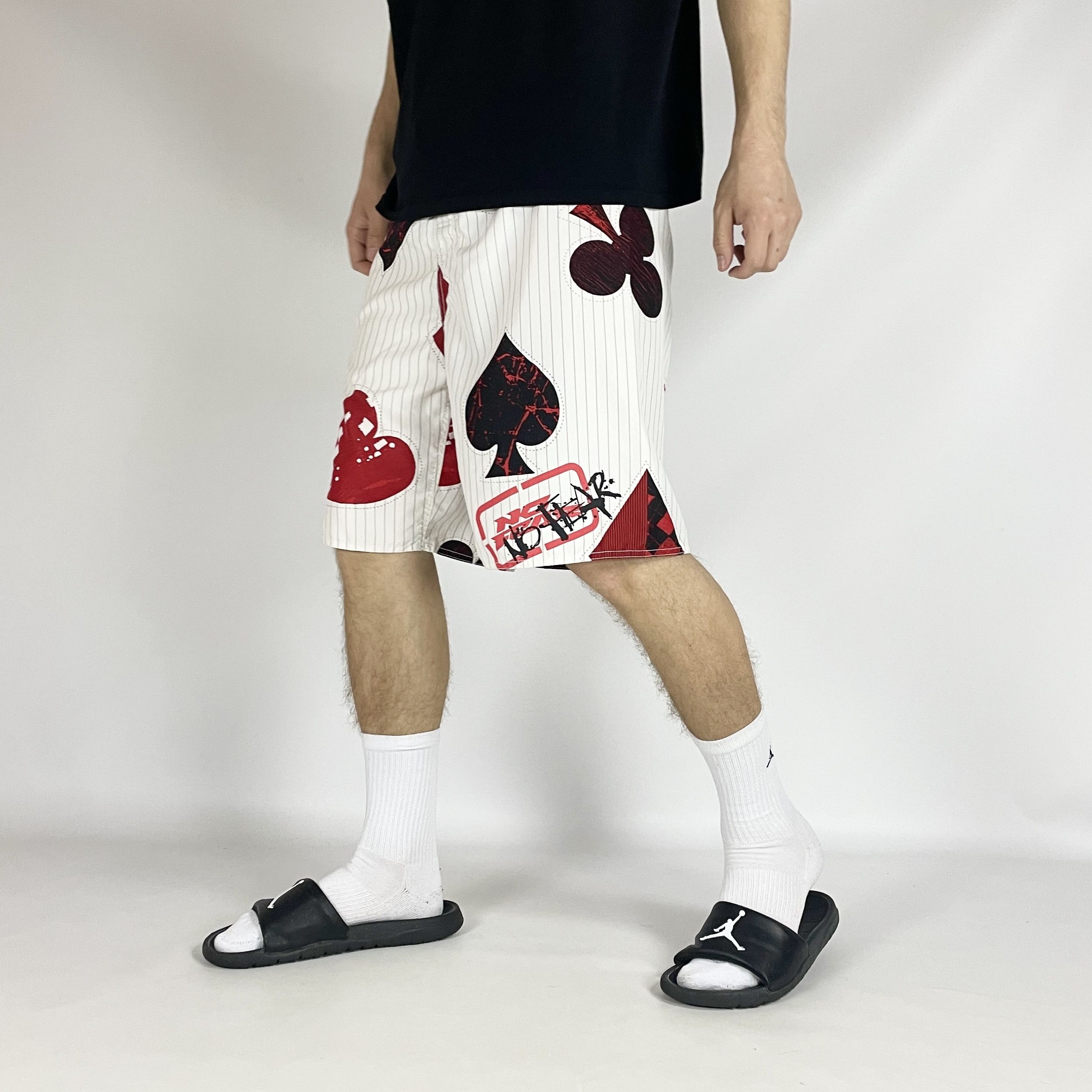 No Fear No Fear Vintage Skulls Full Printed Y2K White Cargo Shorts Size US 36 / EU 52 - 1 Thumbnail