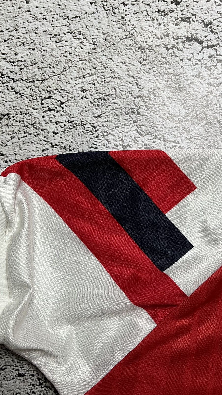 Adidas 1992-1994 Arsenal London adidas equipment vintage jersey Size US S / EU 44-46 / 1 - 6 Thumbnail
