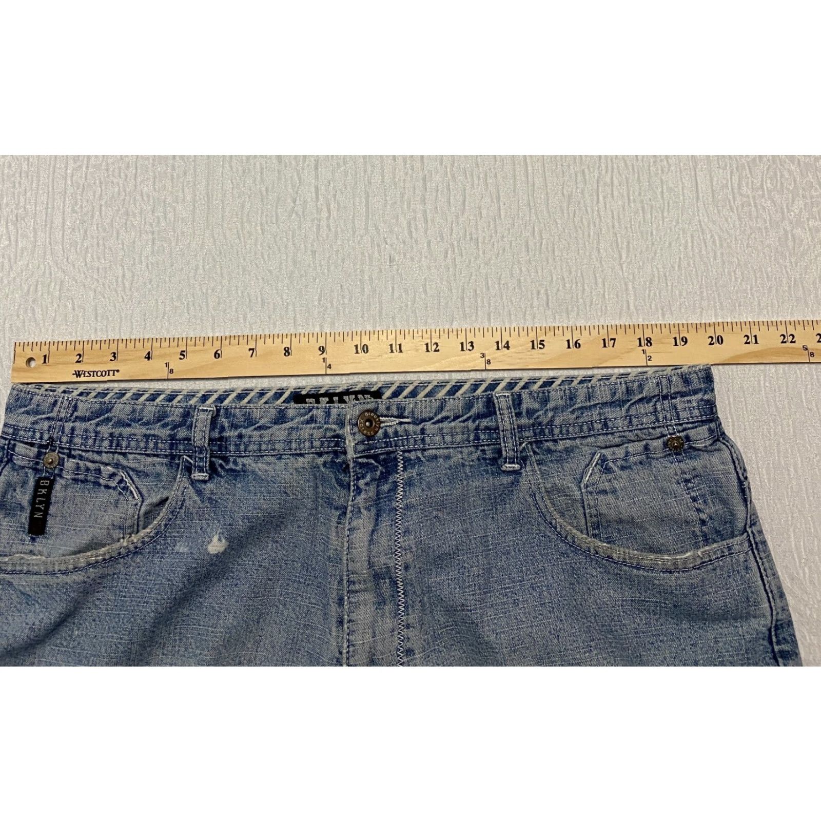Express Brooklyn Xpress Jeans Shorts Baggy Y2K Loose Fit Straight Men’s Size 40 Blue Size US 40 / EU 56 - 3 Thumbnail