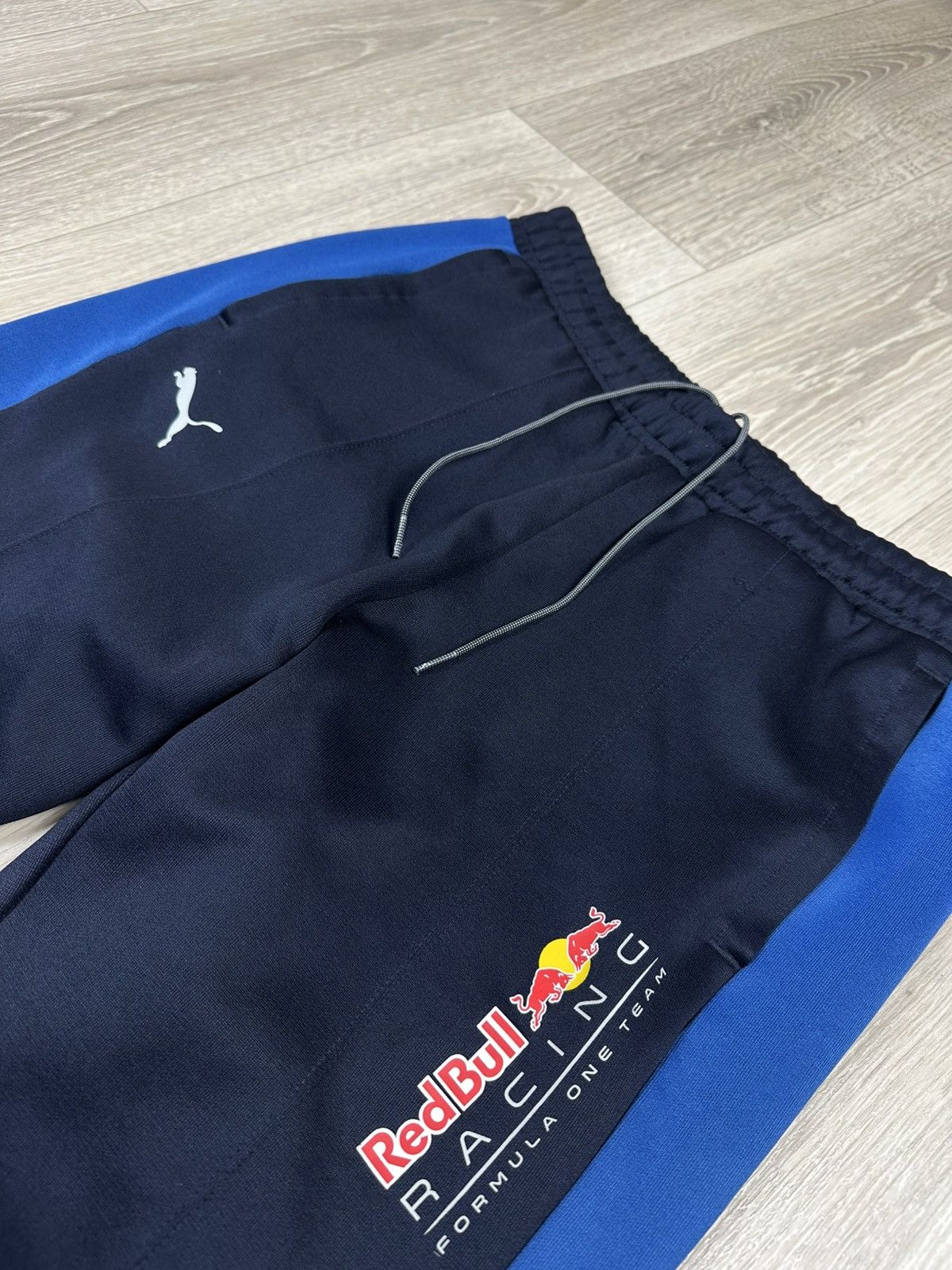 Puma × Red Bull Puma Red Bull Racing Sportswear Suit Sweatpants & Sweatshirt Size US S / EU 44-46 / 1 - 11 Thumbnail