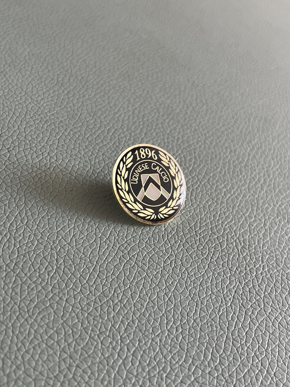 Vintage Udinese Calcio logo vintage pin Size ONE SIZE - 2 Thumbnail