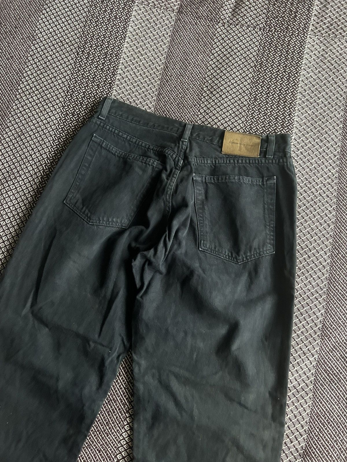 Calvin Klein Vintage Calvin Klein Denim Jeans Washed USA Thrashed Size 33 Size US 33 - 5 Thumbnail