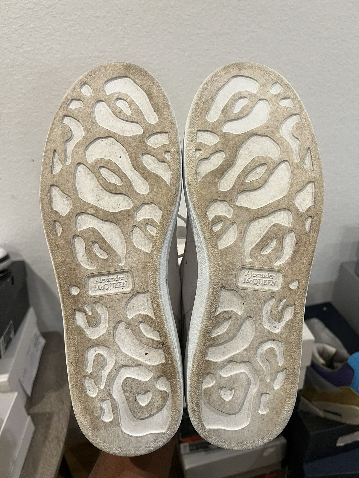 Alexander McQueen Akexander Mcqueen Oversized Gray Suede Sneakers Size US 11 / EU 44 - 5 Thumbnail