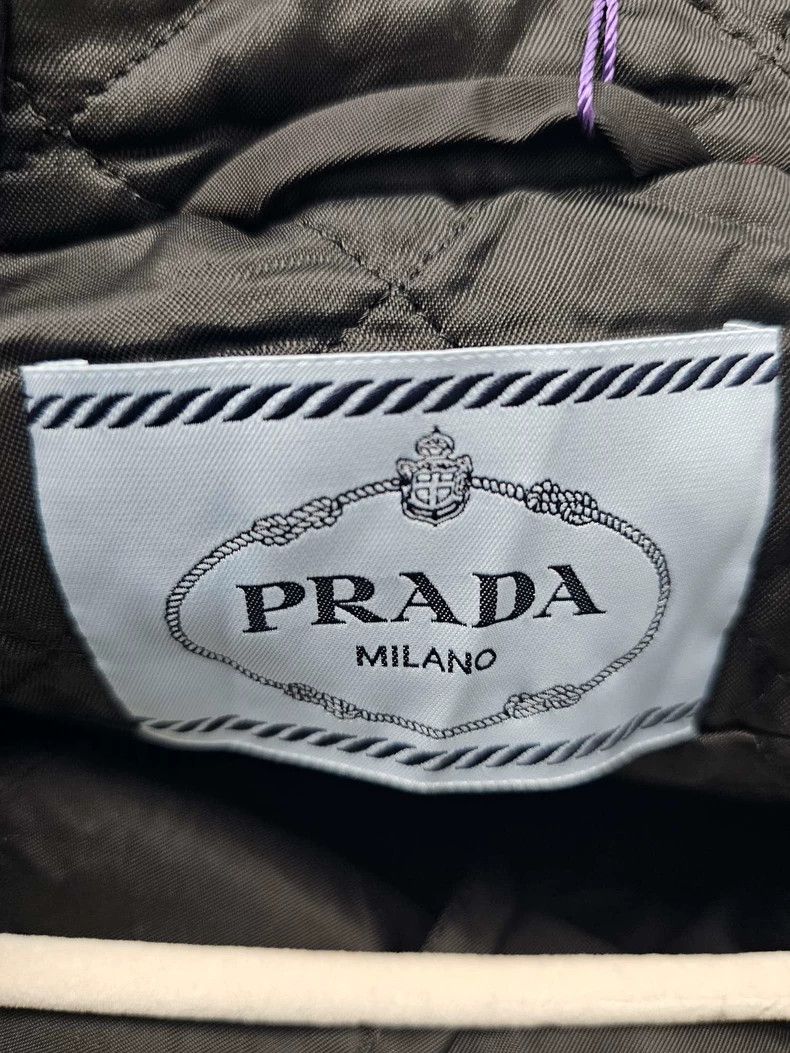 Prada Prada Size 38 Solid color hooded windbreaker jacket 2503-Ne Size US XS / EU 42 / 0 - 7 Thumbnail