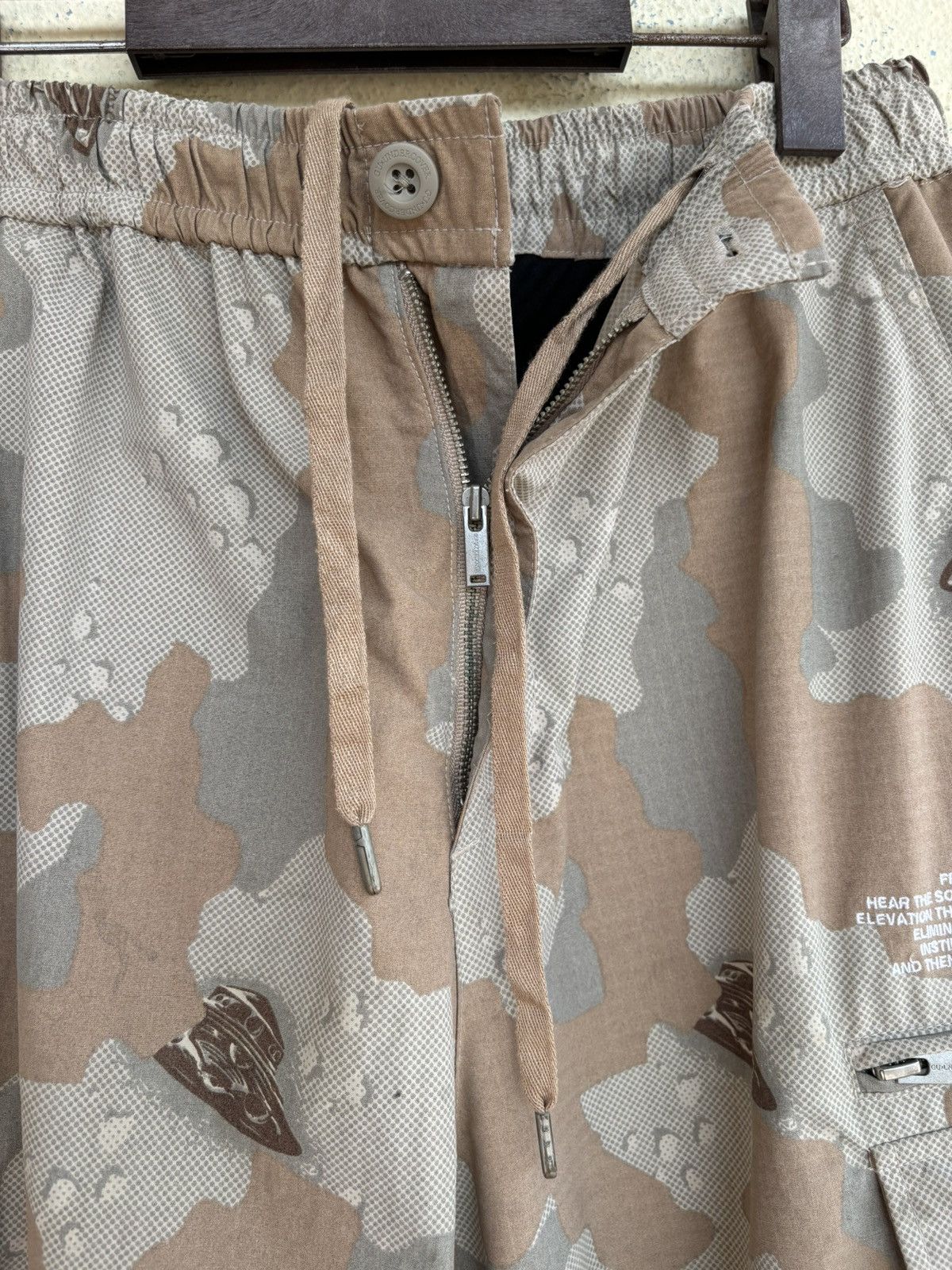 GU × Undercover Gu X Undercover Nylon Cargo Pant Size US 26 / EU 42 - 9 Thumbnail