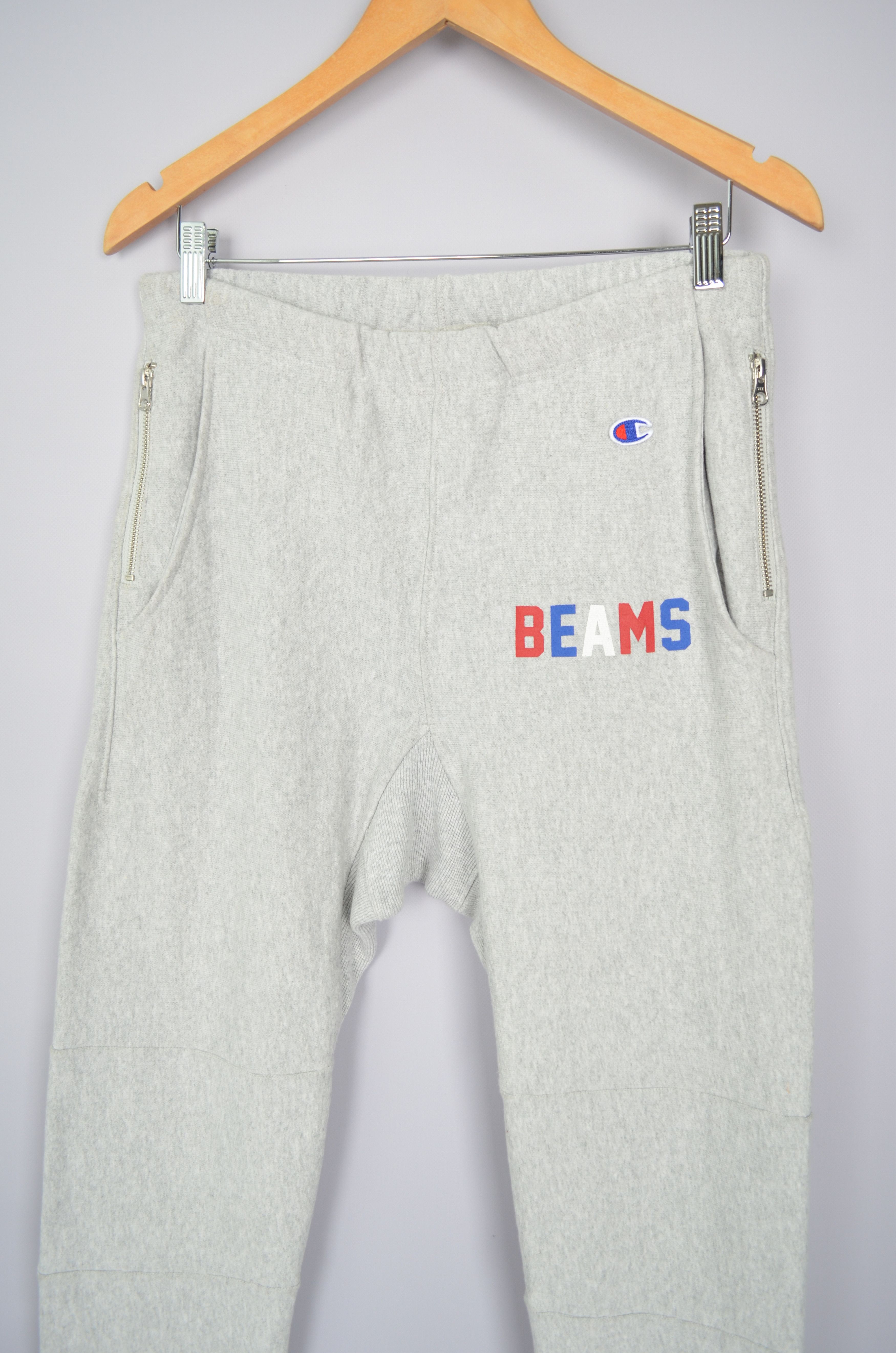 Beams Japan × Champion × Designer BEAMS x Champion Sweatpants Joggers Size S Gray Zipper Size US 30 / EU 46 - 2 Thumbnail