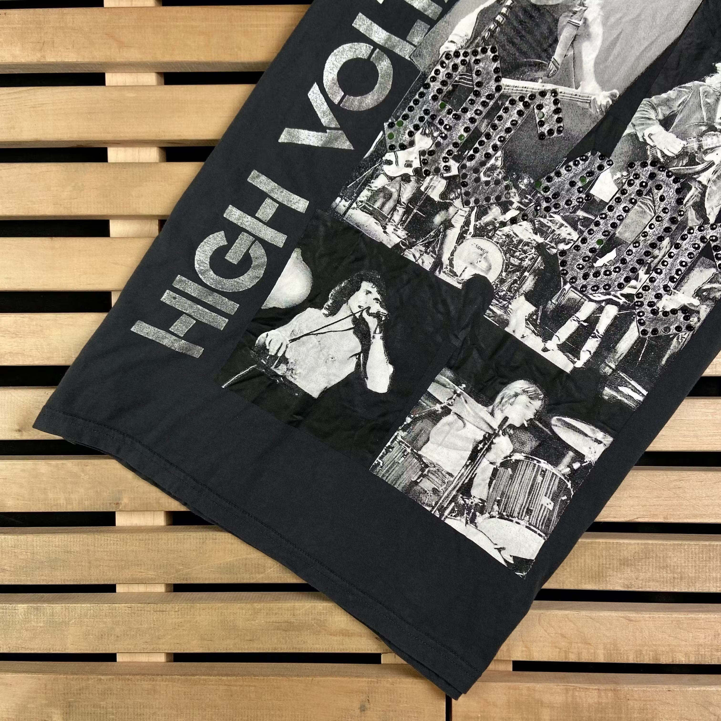 Band Tees × Vintage Mens Vintage T Shirt AC/DC High Voltage Size S Size US S / EU 44-46 / 1 - 3 Thumbnail