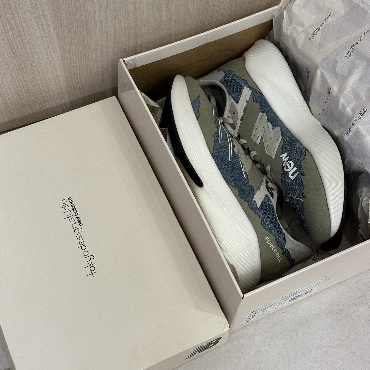 New Balance NEW BALANCE FUELCELL RC ELITE V2 TOKYO DESIGN STUDIO Size US 12 / EU 45 - 10 Thumbnail