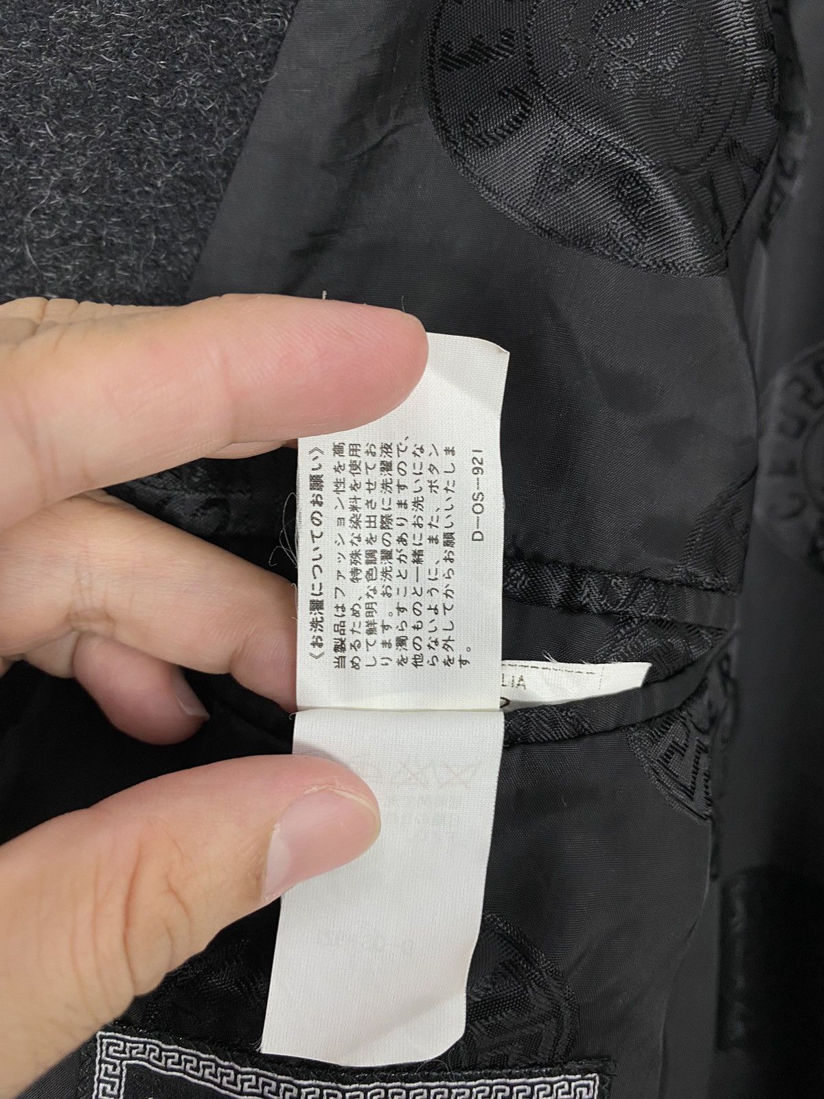 Versace Rare‼️ Vintage Versace Classic V2 Wool Long Coat Made Italy Size US L / EU 52-54 / 3 - 9 Thumbnail