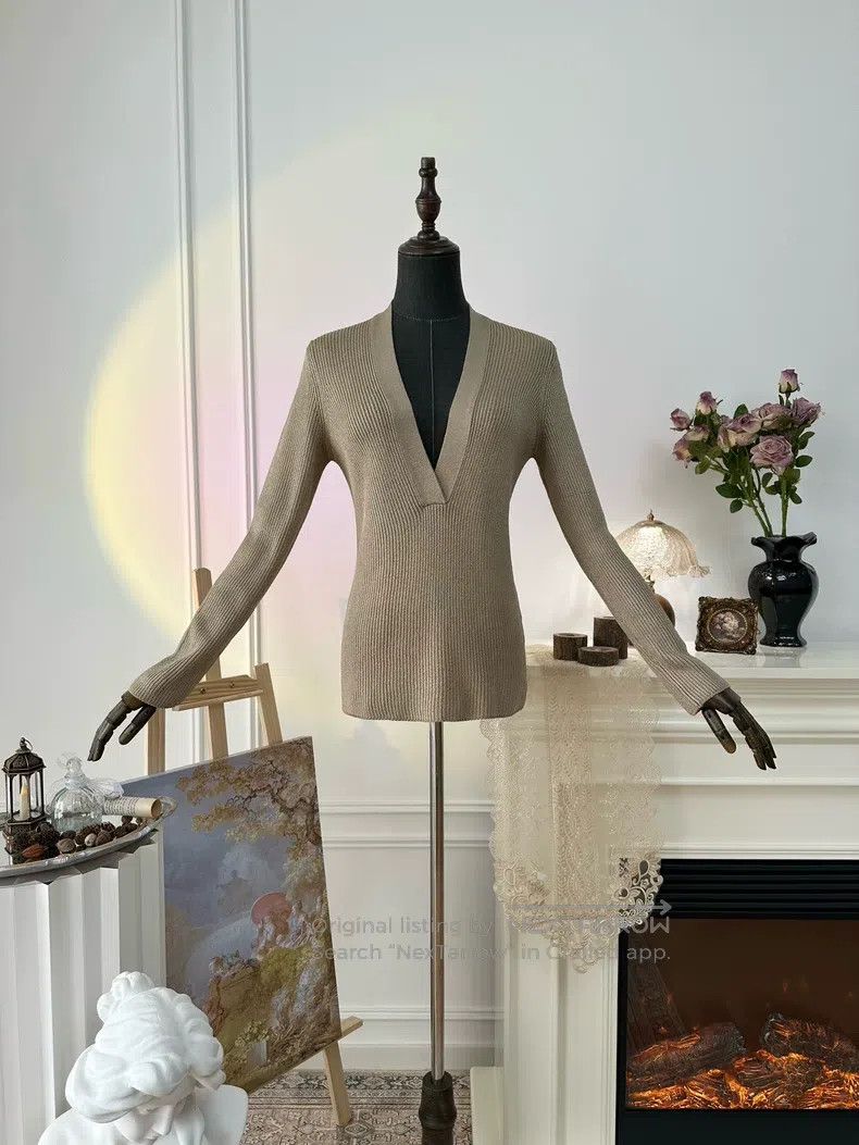 Hermes Hermes Comfortable slim fit silk long sleeve knit top, lig Size M / US 6-8 / IT 42-44 - 2 Thumbnail