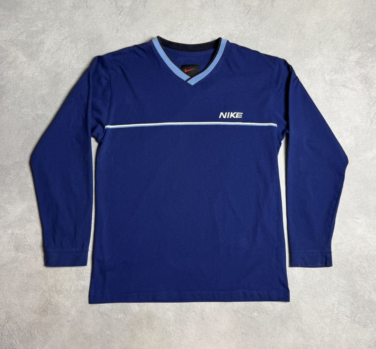 Nike Nike Vintage Cotton Sweatshirt Small Logo Size US S / EU 44-46 / 1 - 1 Thumbnail