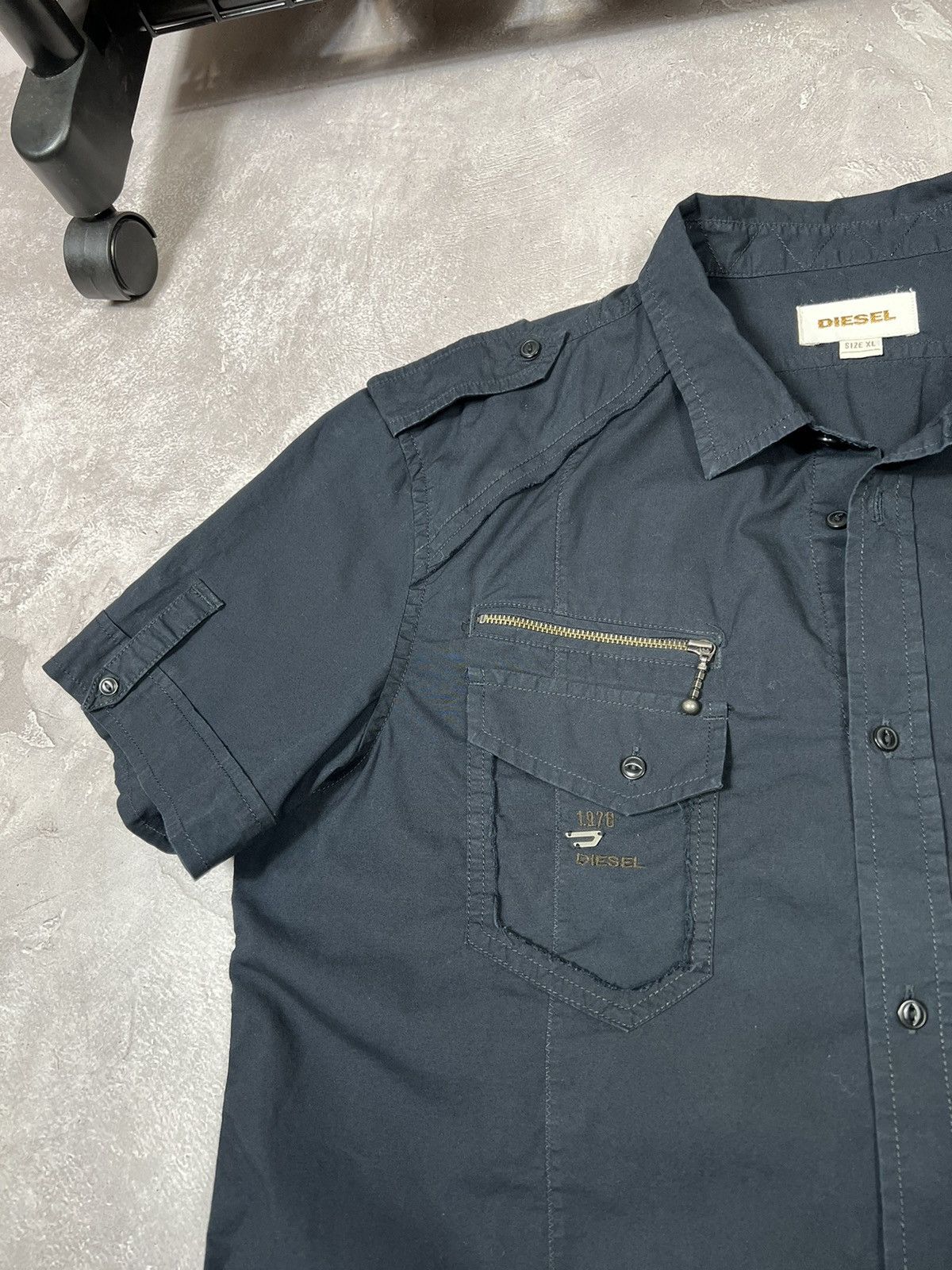 Diesel Vintage Diesel Y2k Avantgarde shirt Size XL / US 12-14 / IT 48-50 - 5 Thumbnail