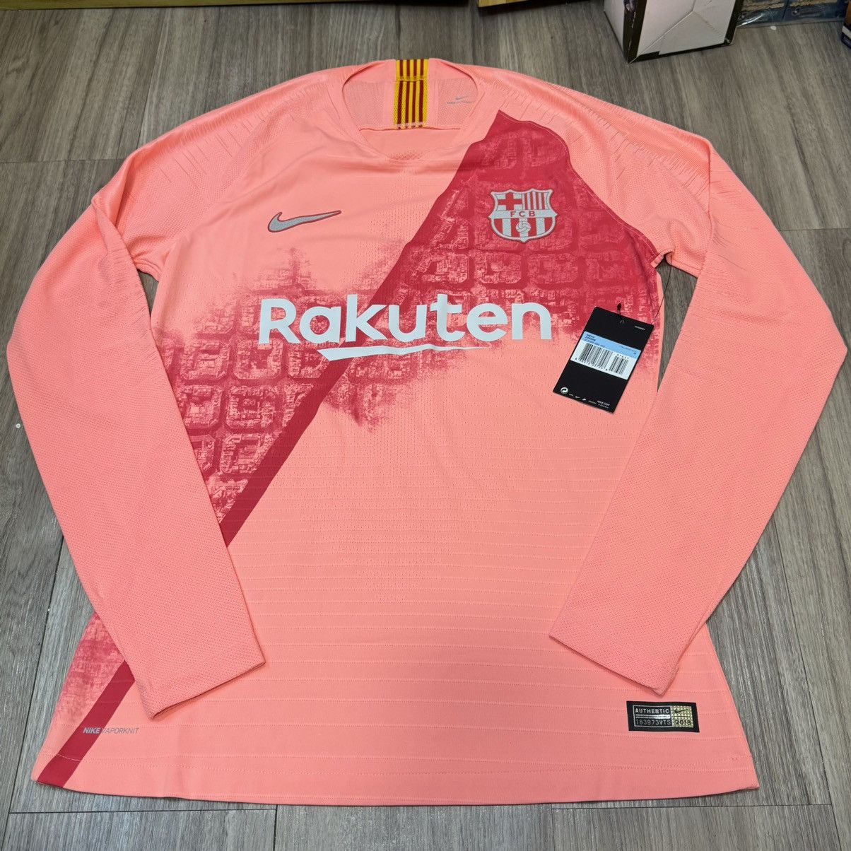 Nike Barcelona 18/19 third away match spare shirt set (Bnwt) Size US M / EU 48-50 / 2 - 2 Thumbnail