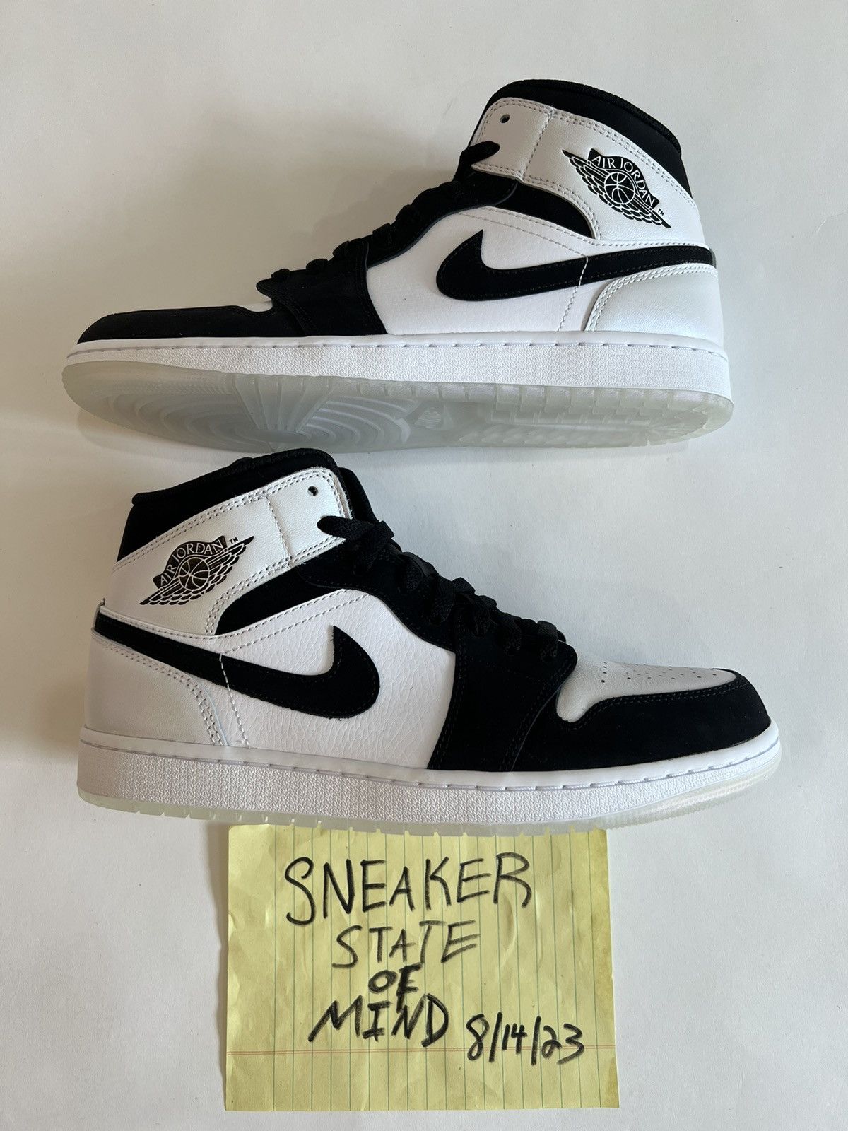 BRAND NEW JORDAN DIAMOND BACKS SIZE: FAST