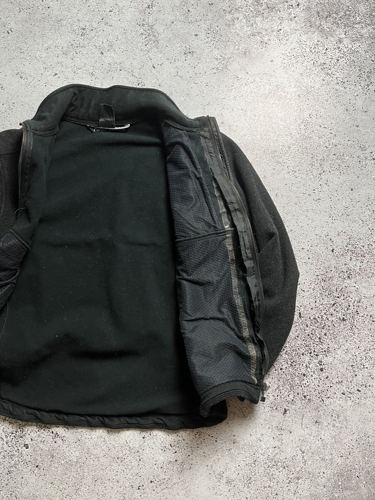 Arc'teryx × Vintage 🦎Vintage Arc'teryx Wool/Cashmere Coat Size US M / EU 48-50 / 2 - 9 Thumbnail