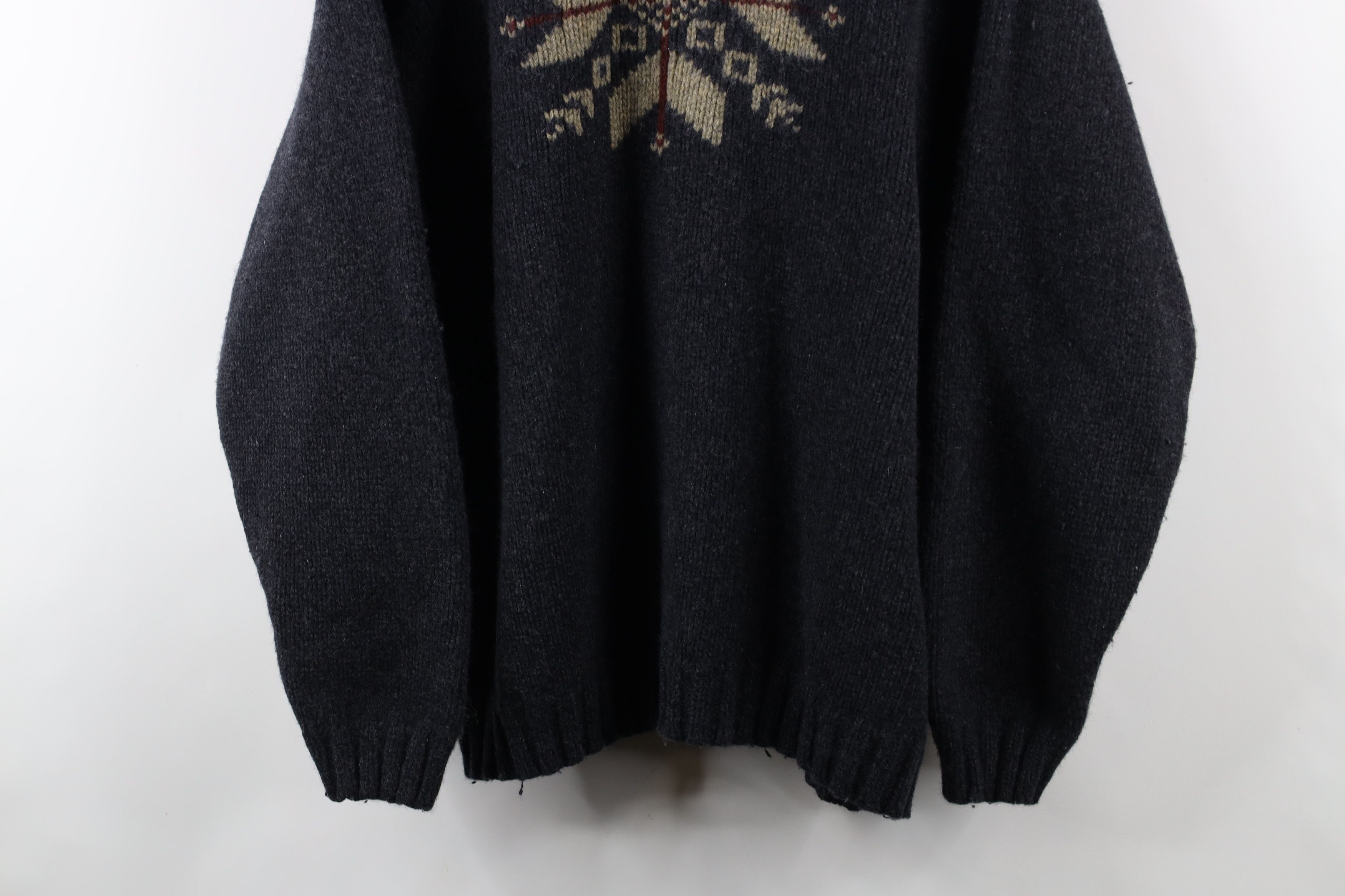Abercrombie & Fitch × Vintage Vintage 90s Abercrombie & Fitch Lambswool Snowflake Sweater Size US XL / EU 56 / 4 - 3 Thumbnail