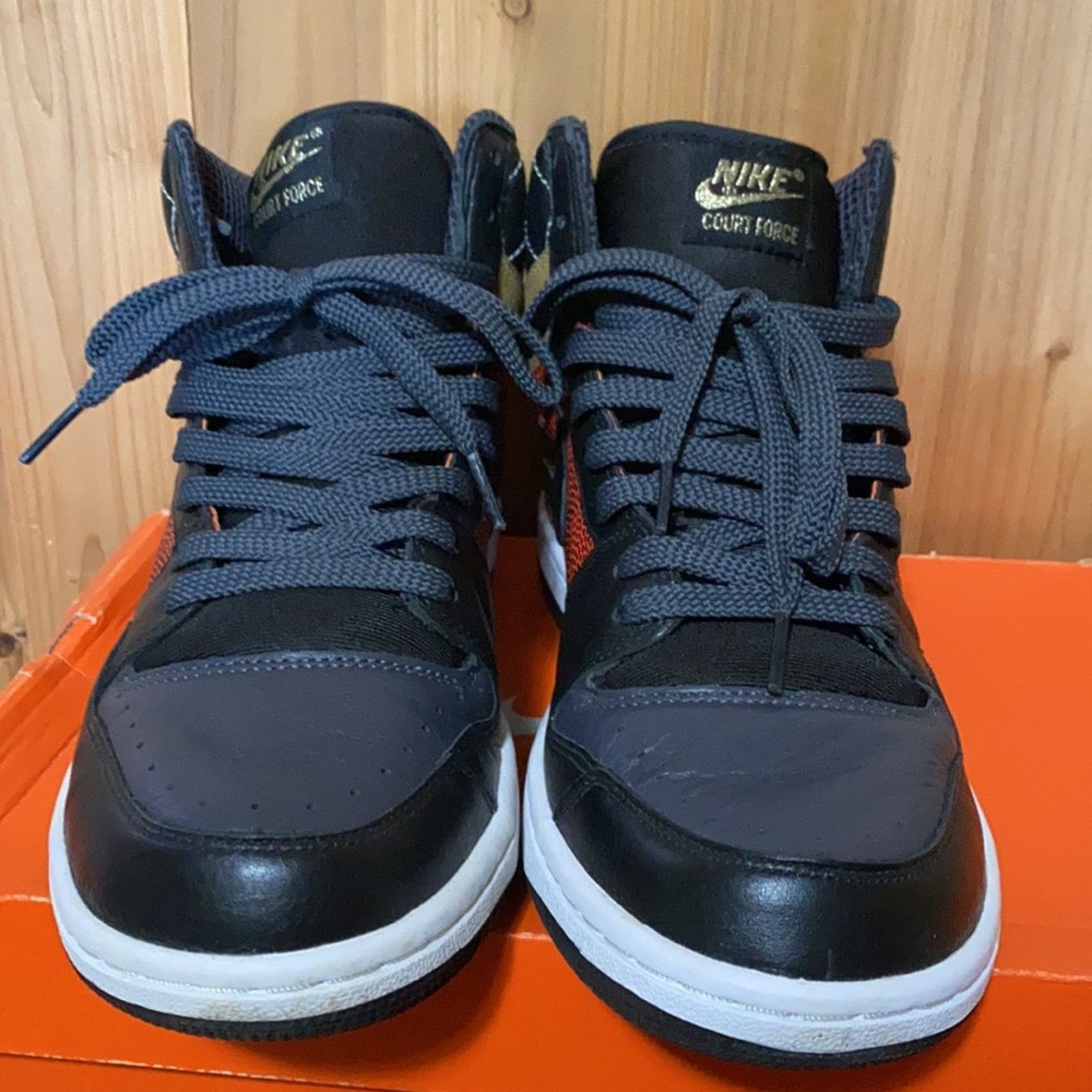 Nike 2007 Nike court force high premium Size US 11 / EU 44 - 5 Thumbnail